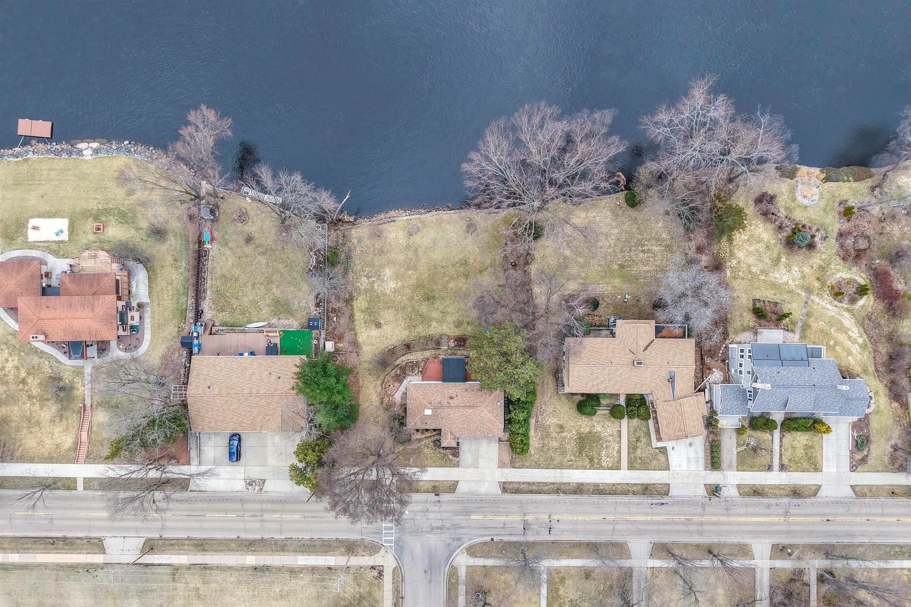 810 3RD STREET SOUTH, Wisconsin Rapids, Wisconsin 54494, 3 Bedrooms Bedrooms, ,3 BathroomsBathrooms,Residential,For Sale,810 3RD STREET SOUTH,22601363