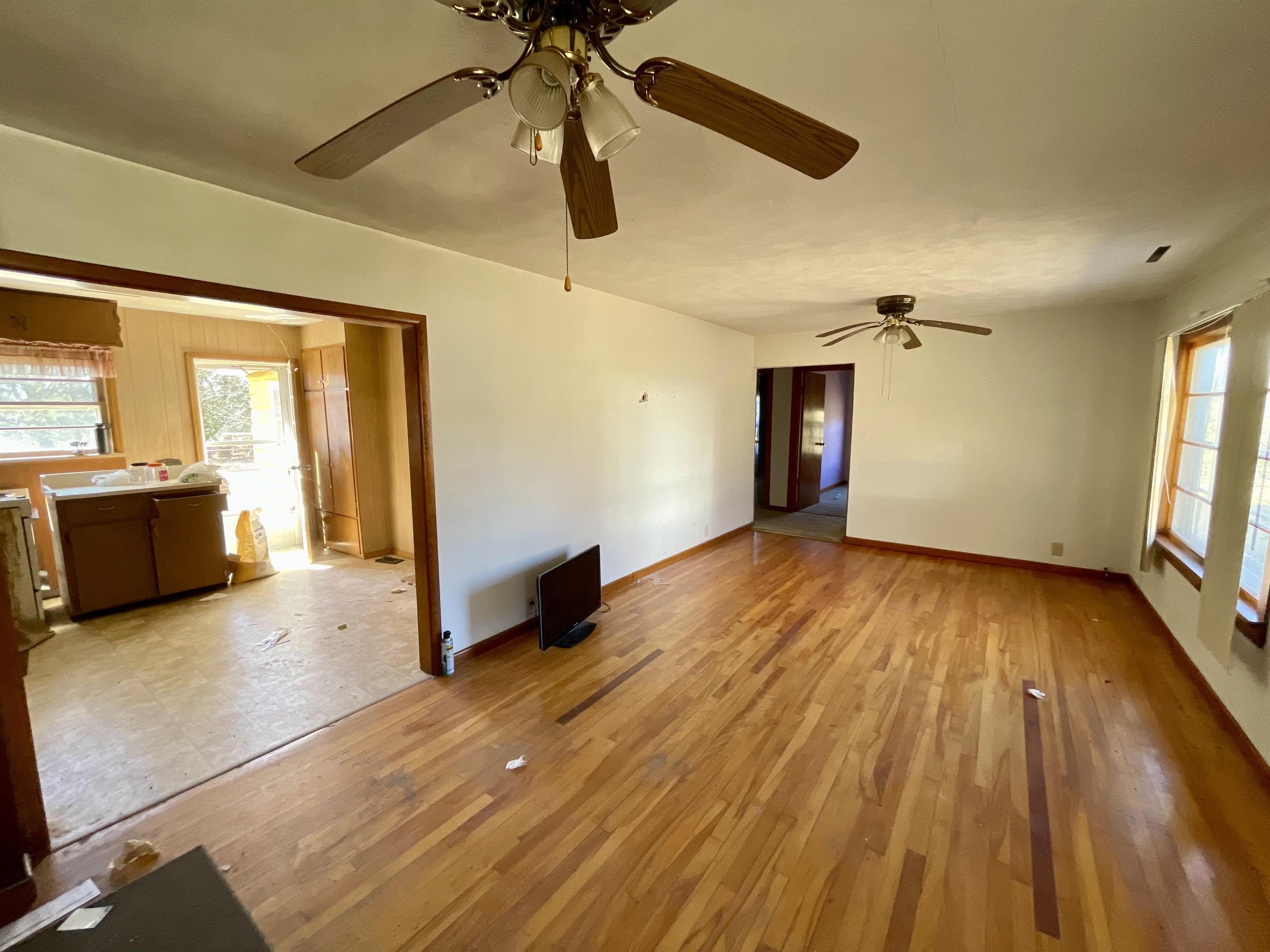 W9253 US HIGHWAY 8, Catawba, Wisconsin 54515, 3 Bedrooms Bedrooms, ,1 BathroomBathrooms,Residential,For Sale,W9253 US HIGHWAY 8,22601364