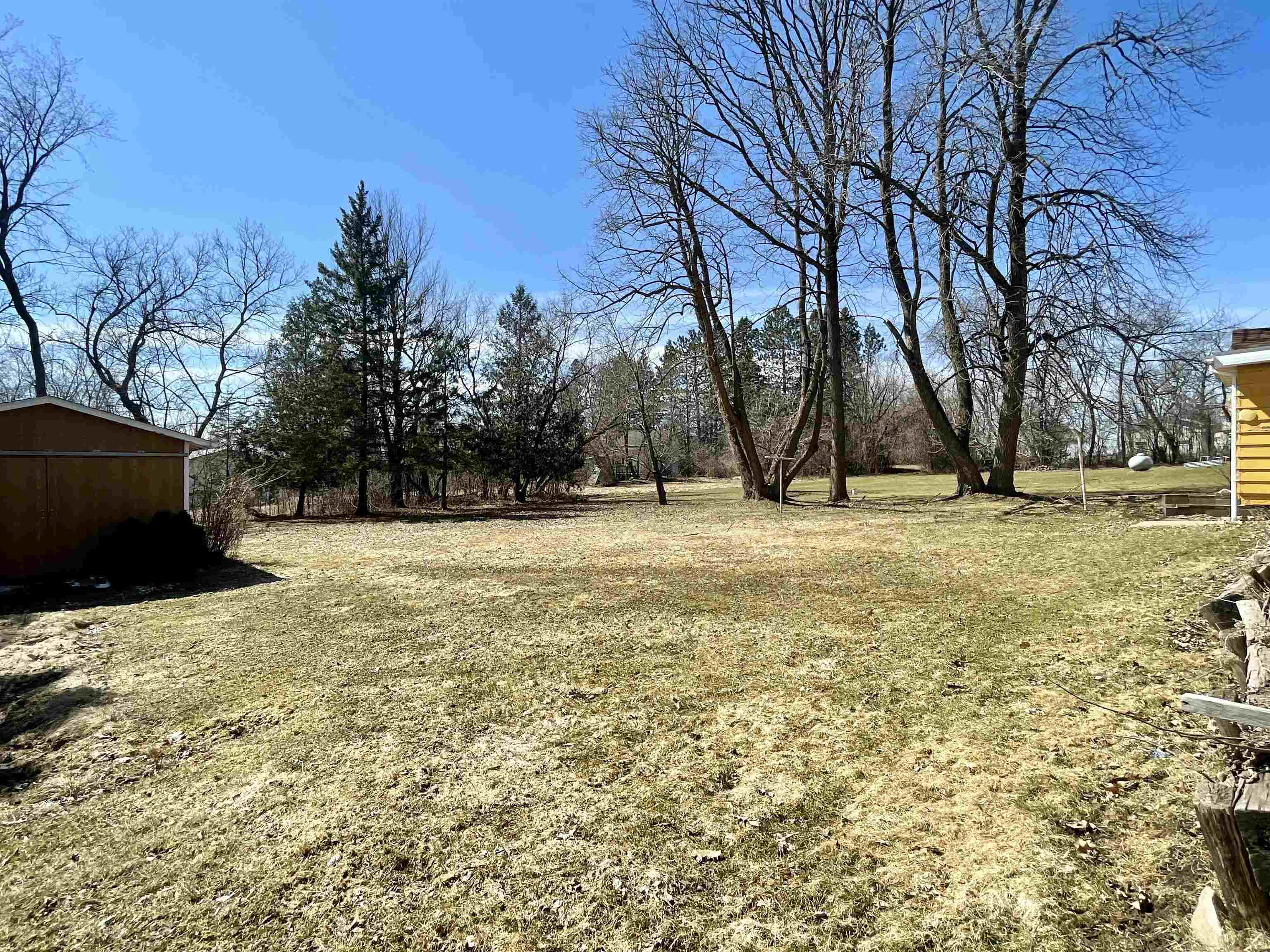 W9253 US HIGHWAY 8, Catawba, Wisconsin 54515, 3 Bedrooms Bedrooms, ,1 BathroomBathrooms,Residential,For Sale,W9253 US HIGHWAY 8,22601364