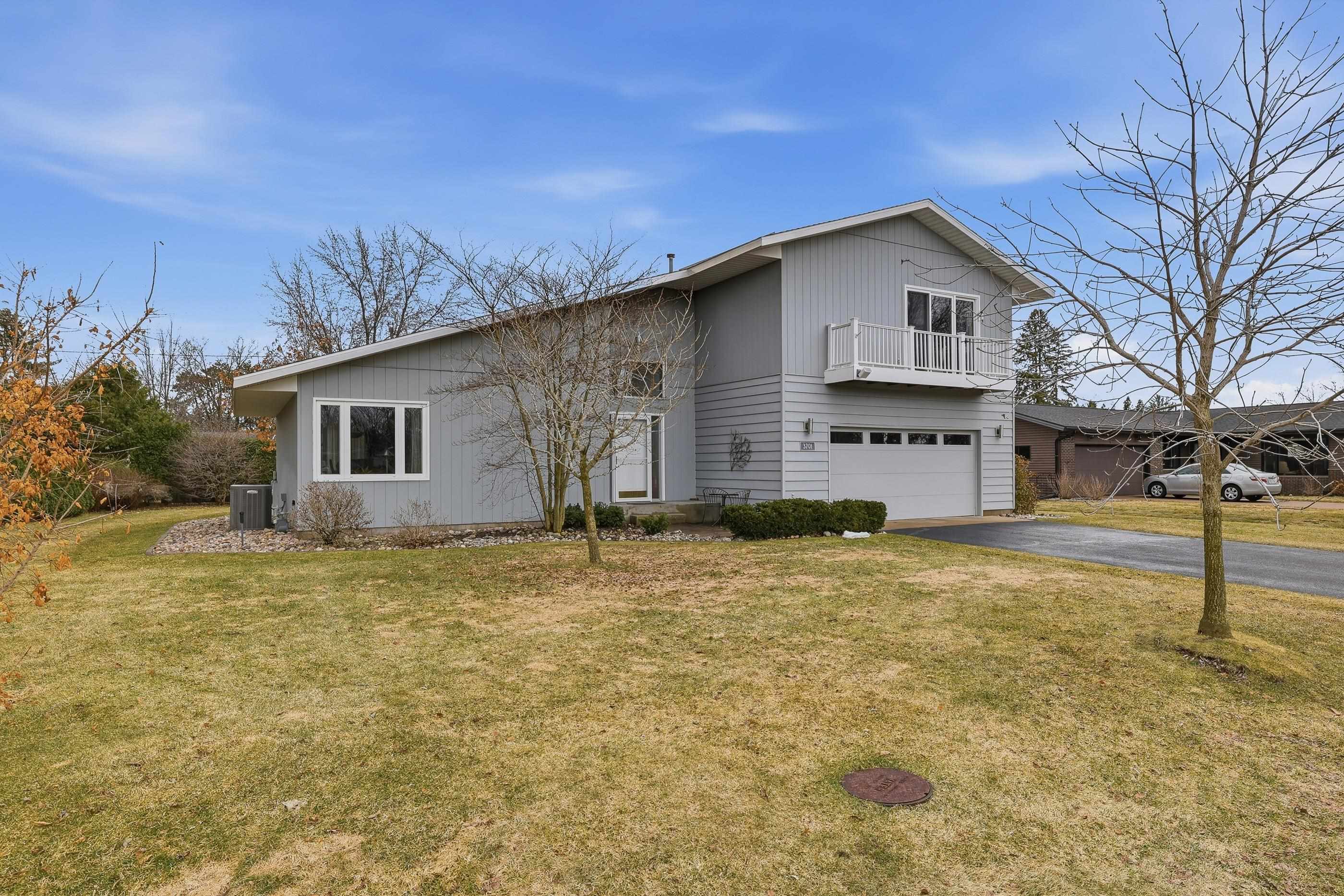 3701 LORRAINE STREET, Stevens Point, Wisconsin 54481, 3 Bedrooms Bedrooms, ,3 BathroomsBathrooms,Residential,For Sale,3701 LORRAINE STREET,22601366