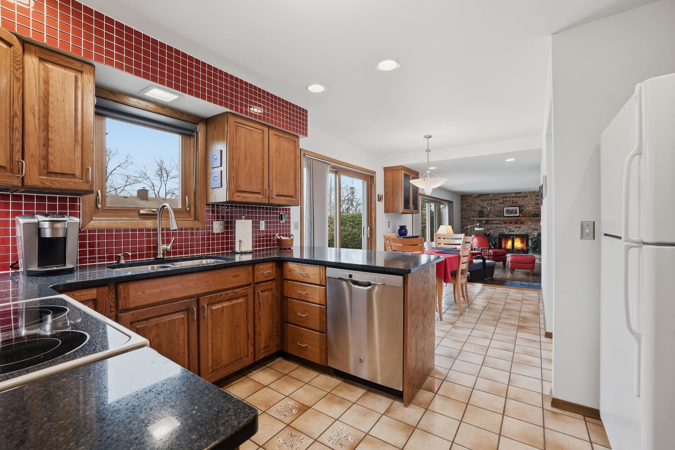 3701 LORRAINE STREET, Stevens Point, Wisconsin 54481, 3 Bedrooms Bedrooms, ,3 BathroomsBathrooms,Residential,For Sale,3701 LORRAINE STREET,22601366