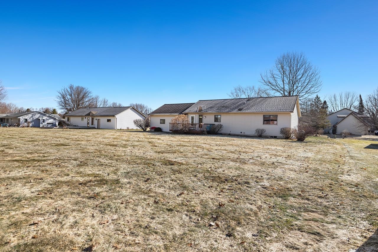 227946 LANNER AVENUE, Wausau, Wisconsin 54401, 3 Bedrooms Bedrooms, ,2 BathroomsBathrooms,Residential,For Sale,227946 LANNER AVENUE,22601367