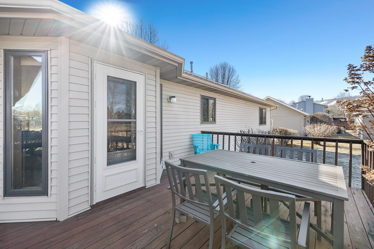 227946 LANNER AVENUE, Wausau, Wisconsin 54401, 3 Bedrooms Bedrooms, ,2 BathroomsBathrooms,Residential,For Sale,227946 LANNER AVENUE,22601367