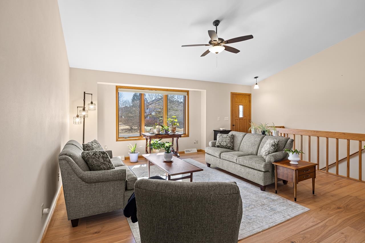 227946 LANNER AVENUE, Wausau, Wisconsin 54401, 3 Bedrooms Bedrooms, ,2 BathroomsBathrooms,Residential,For Sale,227946 LANNER AVENUE,22601367