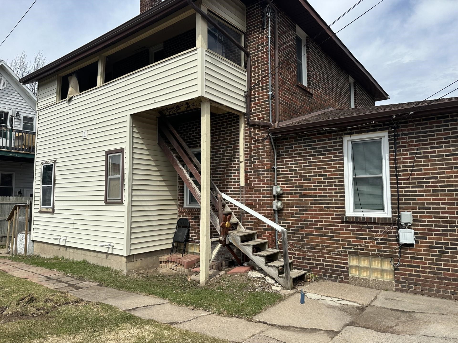 304 E 10TH STREET, Marshfield, Wisconsin 54449, 4 Bedrooms Bedrooms, ,1 BathroomBathrooms,Multi-family,For Sale,304 E 10TH STREET,22601369