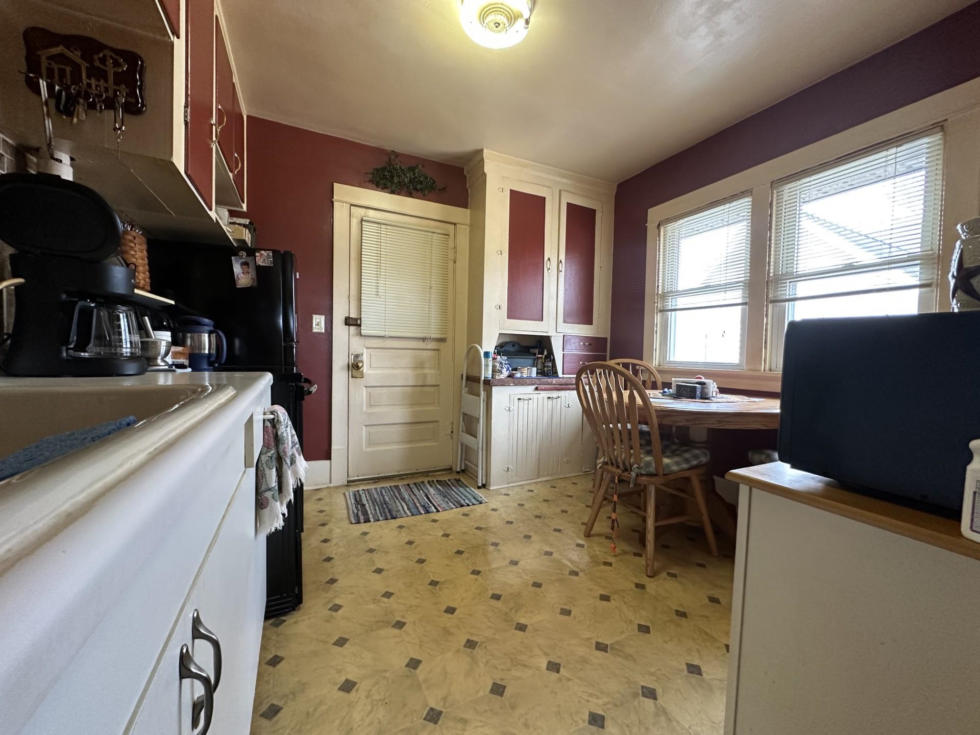 304 E 10TH STREET, Marshfield, Wisconsin 54449, 4 Bedrooms Bedrooms, ,1 BathroomBathrooms,Multi-family,For Sale,304 E 10TH STREET,22601369