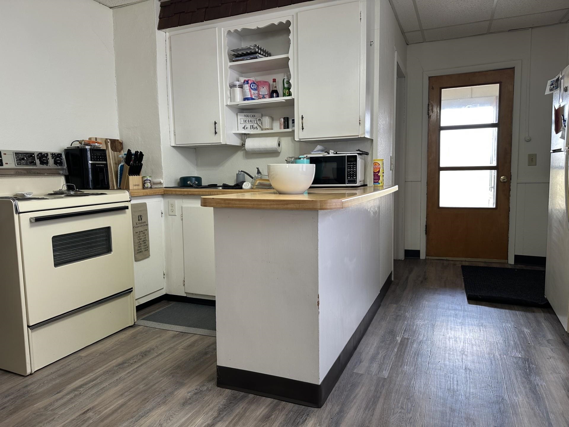 709 E 2ND STREET, Marshfield, Wisconsin 54449, 2 Bedrooms Bedrooms, 6 Rooms Rooms,1 BathroomBathrooms,Multi-family,For Sale,709 E 2ND STREET,22601370