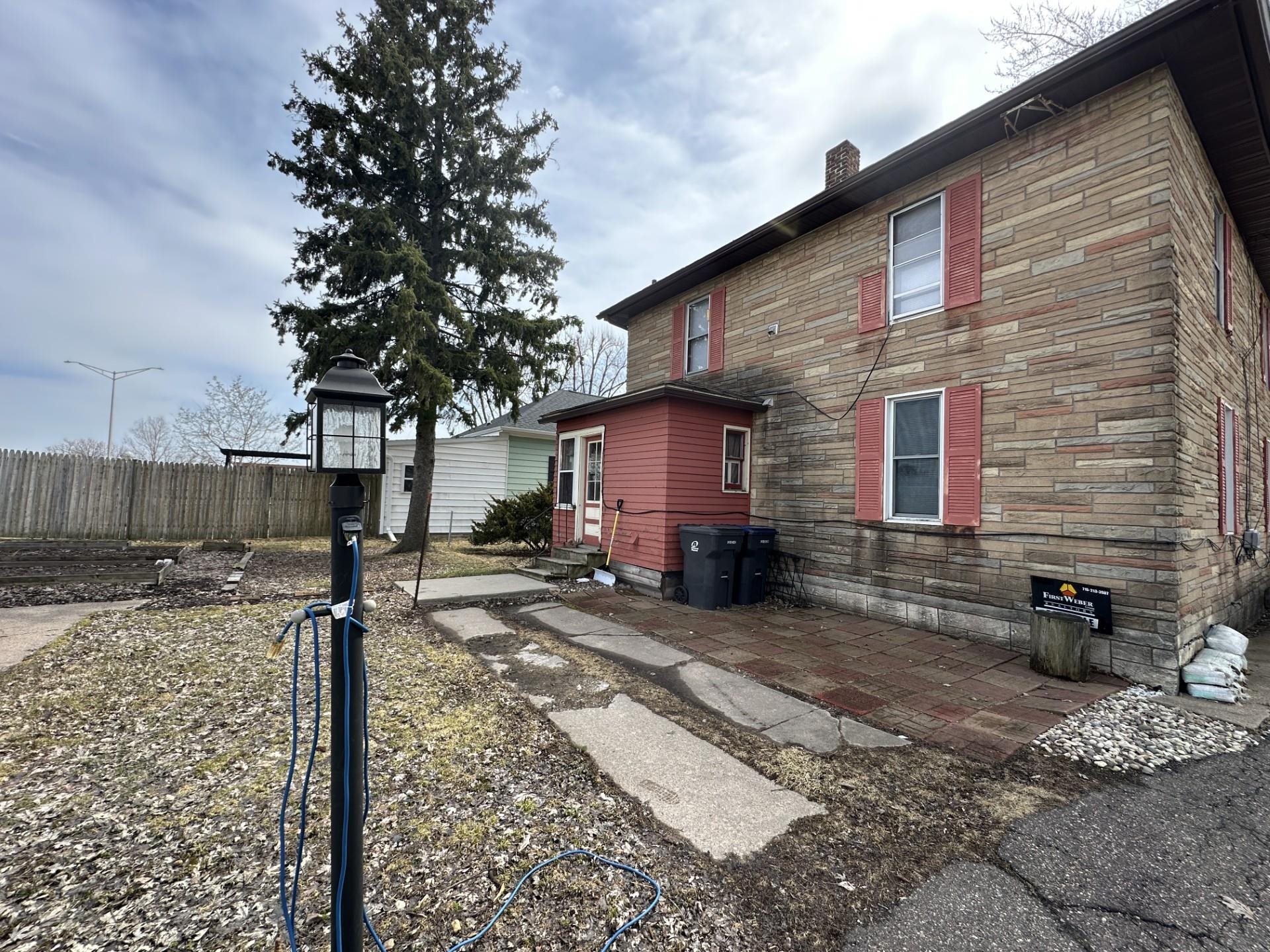 709 E 2ND STREET, Marshfield, Wisconsin 54449, 2 Bedrooms Bedrooms, 6 Rooms Rooms,1 BathroomBathrooms,Multi-family,For Sale,709 E 2ND STREET,22601370