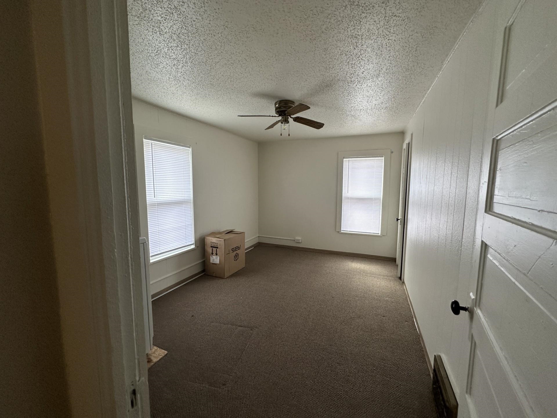 709 E 2ND STREET, Marshfield, Wisconsin 54449, 2 Bedrooms Bedrooms, 6 Rooms Rooms,1 BathroomBathrooms,Multi-family,For Sale,709 E 2ND STREET,22601370