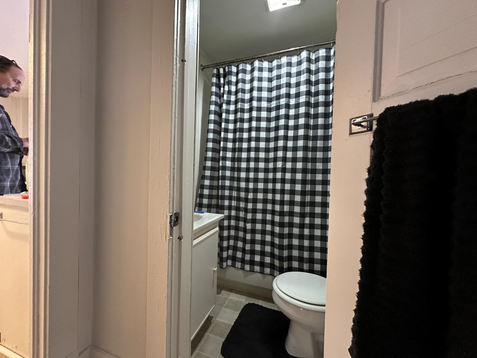 709 E 2ND STREET, Marshfield, Wisconsin 54449, 2 Bedrooms Bedrooms, 6 Rooms Rooms,1 BathroomBathrooms,Multi-family,For Sale,709 E 2ND STREET,22601370