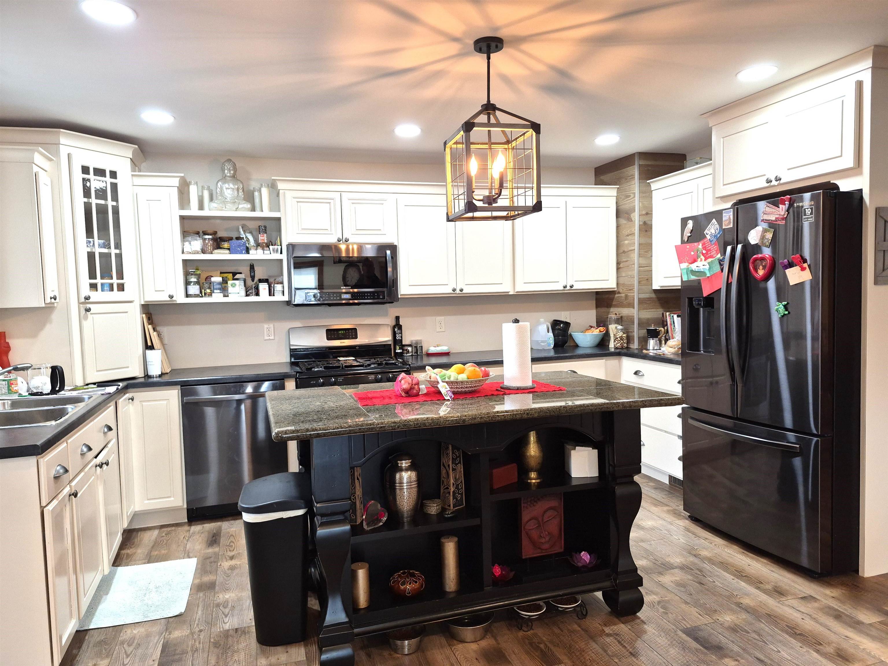 108 E CLARK STREET, Spencer, Wisconsin 54479, 3 Bedrooms Bedrooms, ,1 BathroomBathrooms,Residential,For Sale,108 E CLARK STREET,22601371