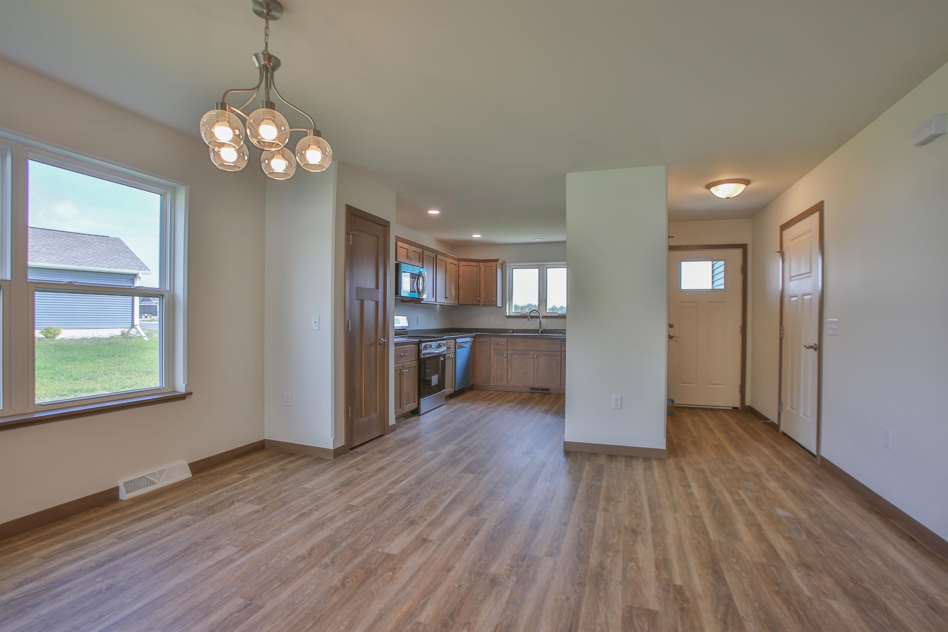 770 MORNING STAR LANE, Plover, Wisconsin 54467, 2 Bedrooms Bedrooms, ,2 BathroomsBathrooms,Residential,For Sale,770 MORNING STAR LANE,22601376