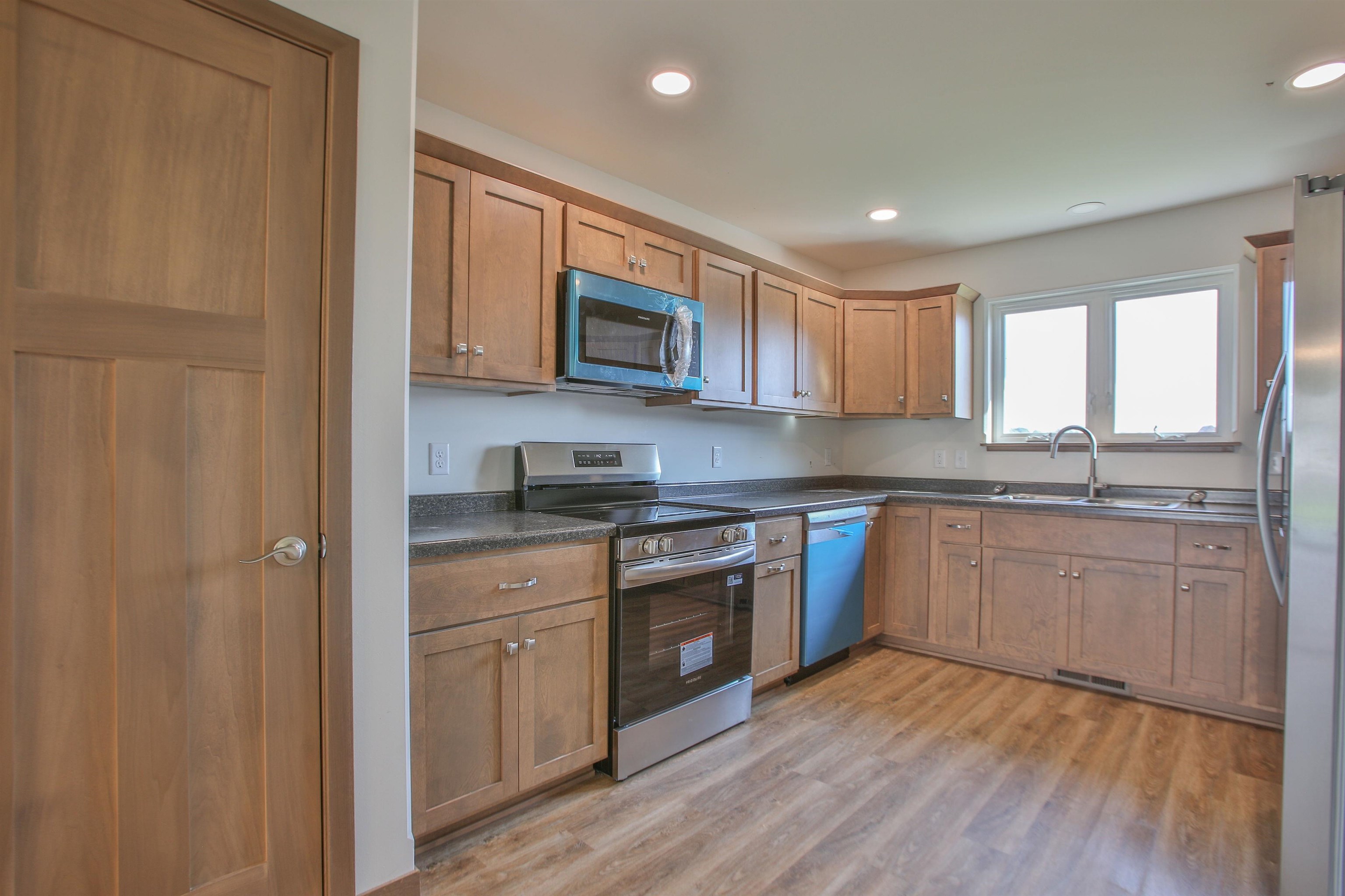 770 MORNING STAR LANE, Plover, Wisconsin 54467, 2 Bedrooms Bedrooms, ,2 BathroomsBathrooms,Residential,For Sale,770 MORNING STAR LANE,22601376