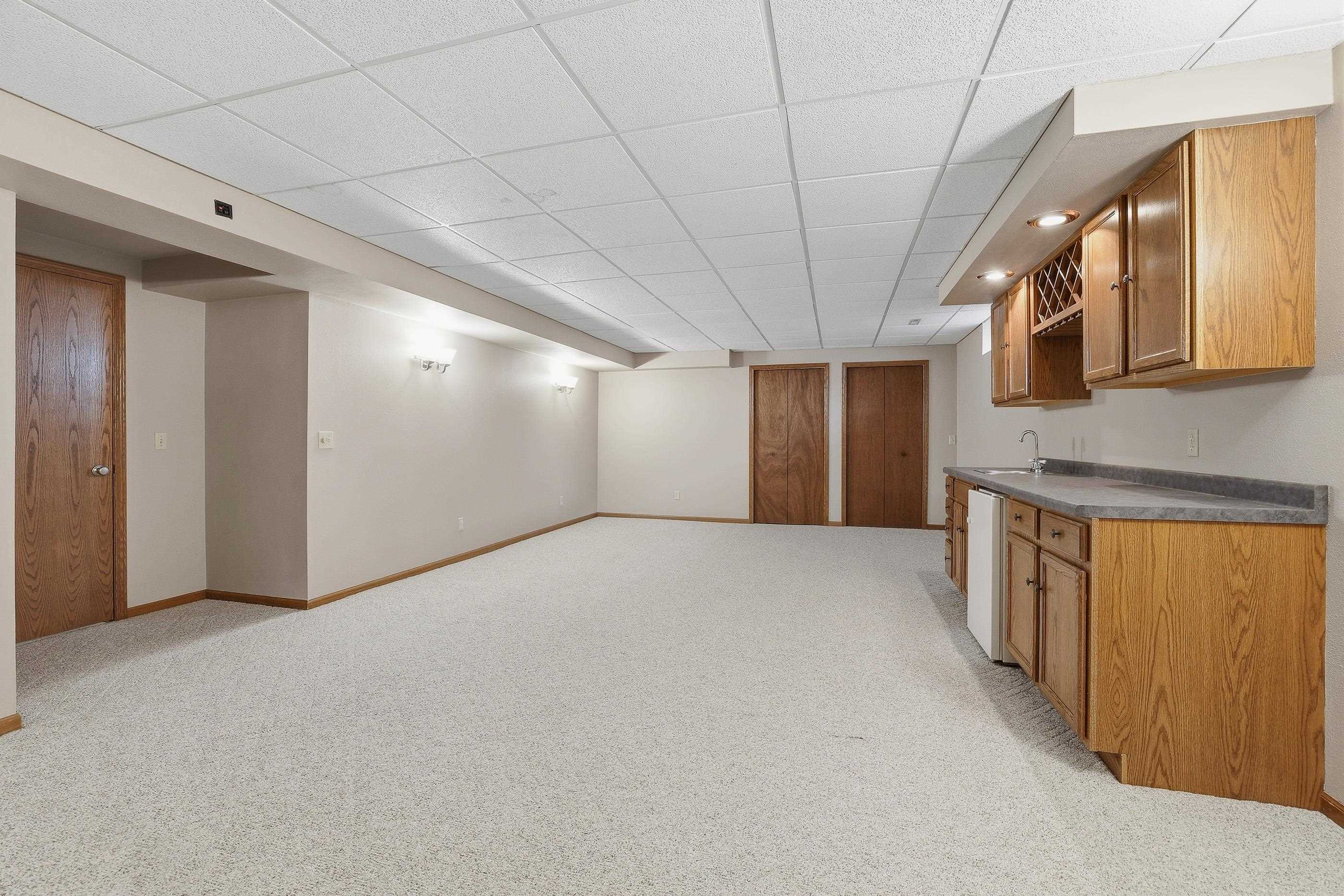 3600-3602 YVONNE DRIVE, Stevens Point, Wisconsin 54481, 3 Bedrooms Bedrooms, ,2 BathroomsBathrooms,Multi-family,For Sale,3600-3602 YVONNE DRIVE,22601378