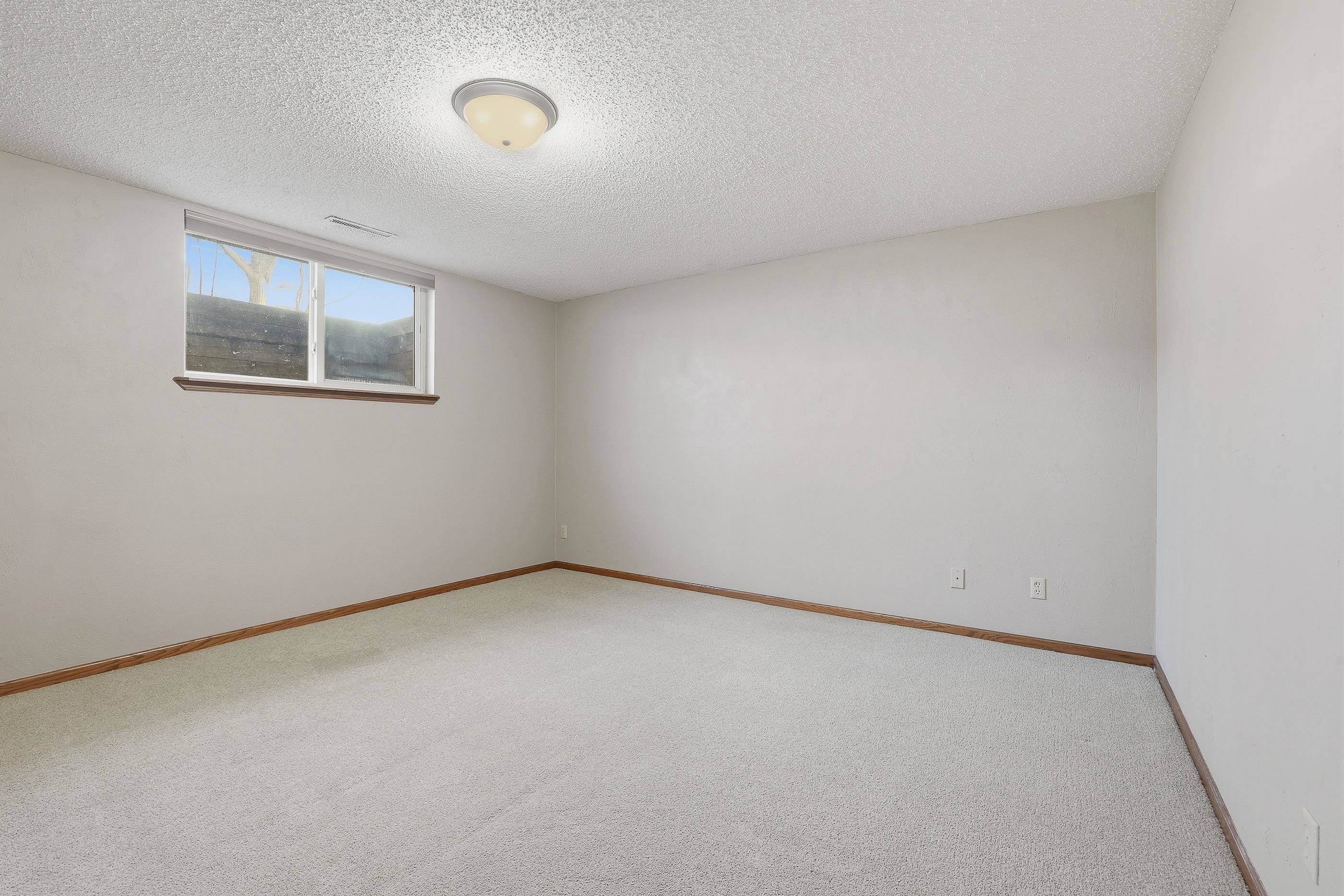 3600-3602 YVONNE DRIVE, Stevens Point, Wisconsin 54481, 3 Bedrooms Bedrooms, ,2 BathroomsBathrooms,Multi-family,For Sale,3600-3602 YVONNE DRIVE,22601378