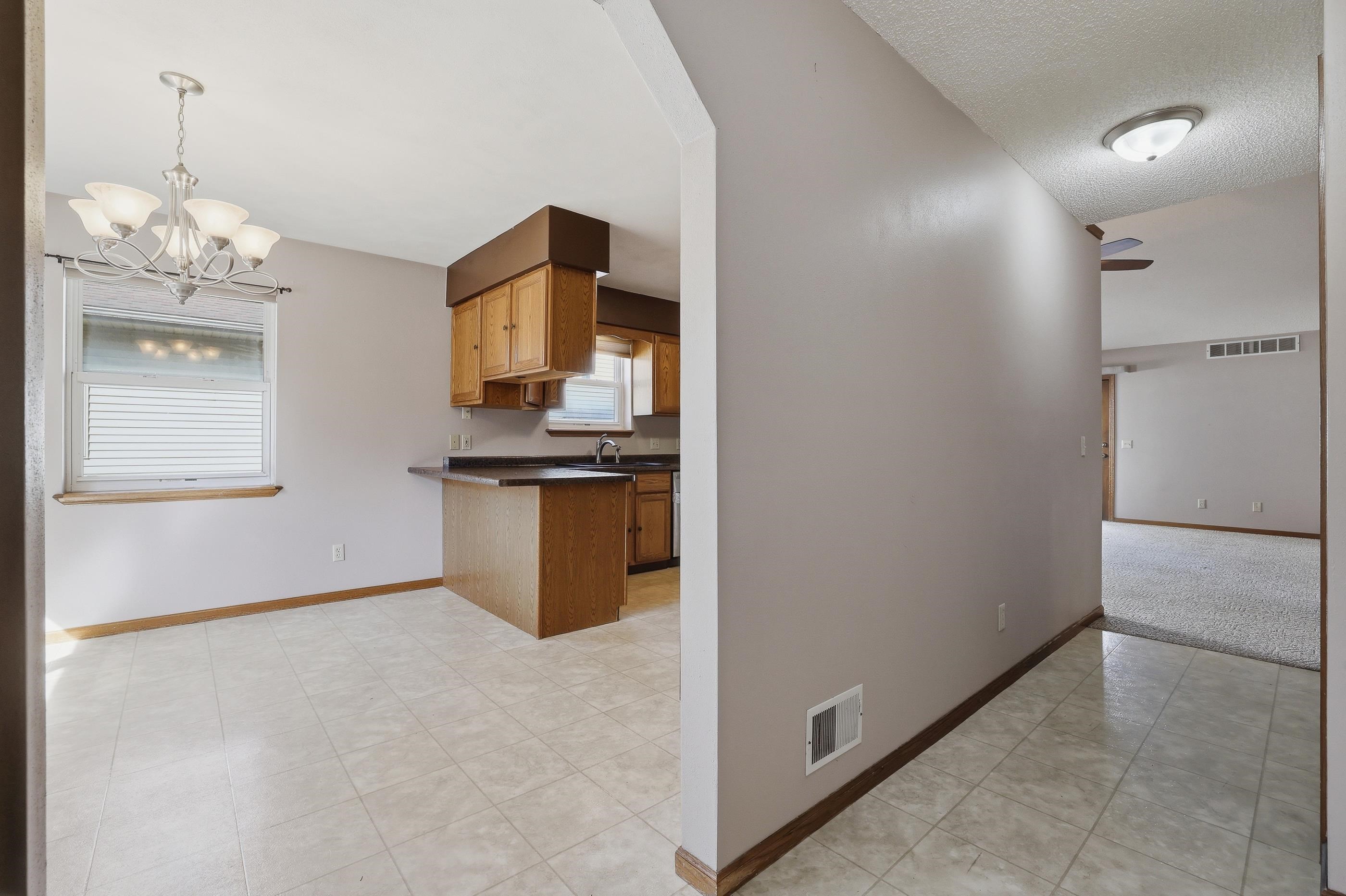 3600-3602 YVONNE DRIVE, Stevens Point, Wisconsin 54481, 3 Bedrooms Bedrooms, ,2 BathroomsBathrooms,Multi-family,For Sale,3600-3602 YVONNE DRIVE,22601378