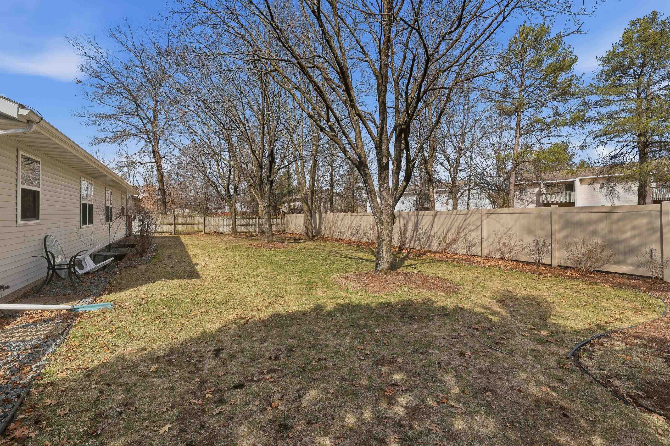 3600-3602 YVONNE DRIVE, Stevens Point, Wisconsin 54481, 3 Bedrooms Bedrooms, ,2 BathroomsBathrooms,Multi-family,For Sale,3600-3602 YVONNE DRIVE,22601378