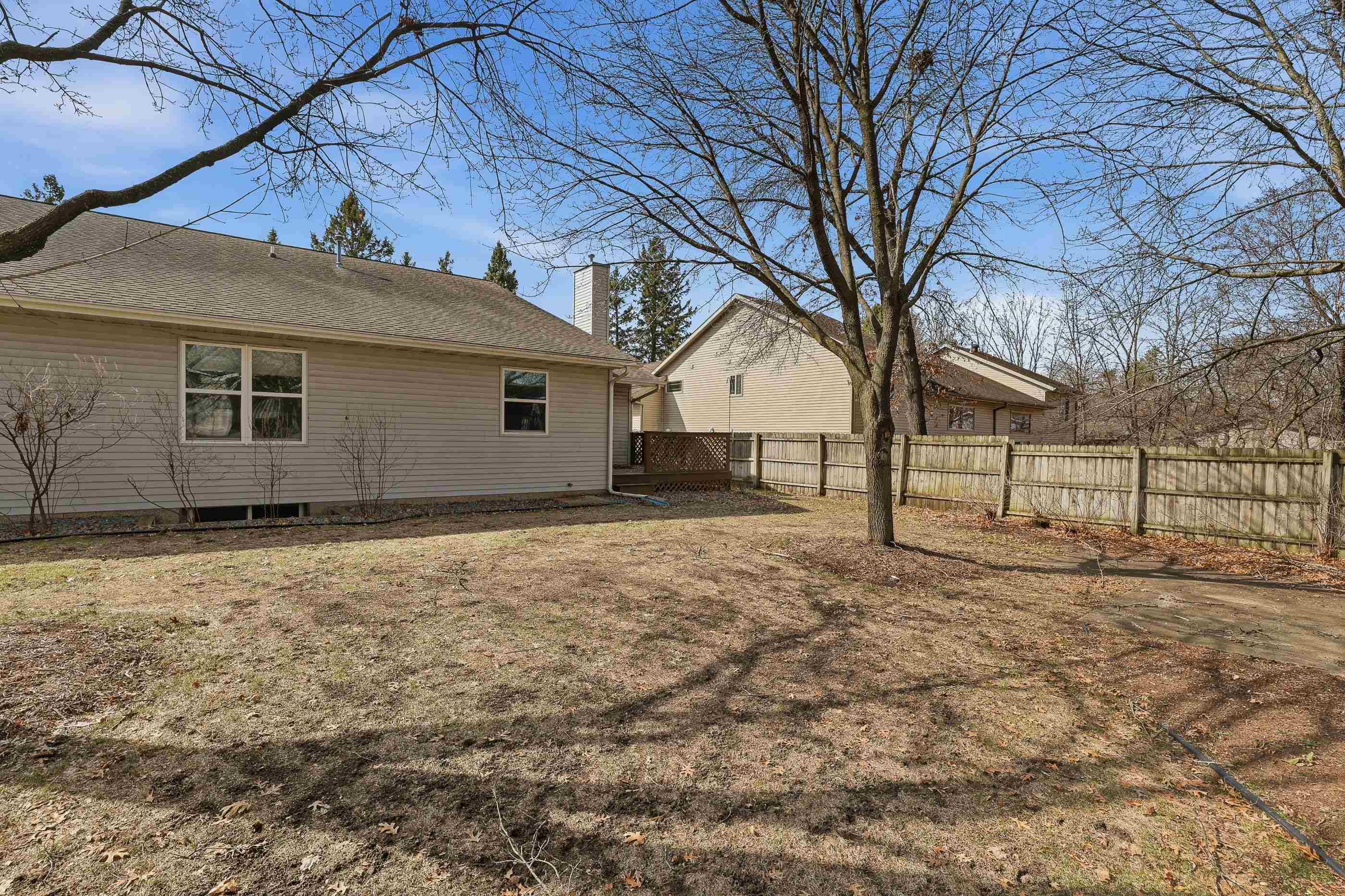 3600-3602 YVONNE DRIVE, Stevens Point, Wisconsin 54481, 3 Bedrooms Bedrooms, ,2 BathroomsBathrooms,Multi-family,For Sale,3600-3602 YVONNE DRIVE,22601378