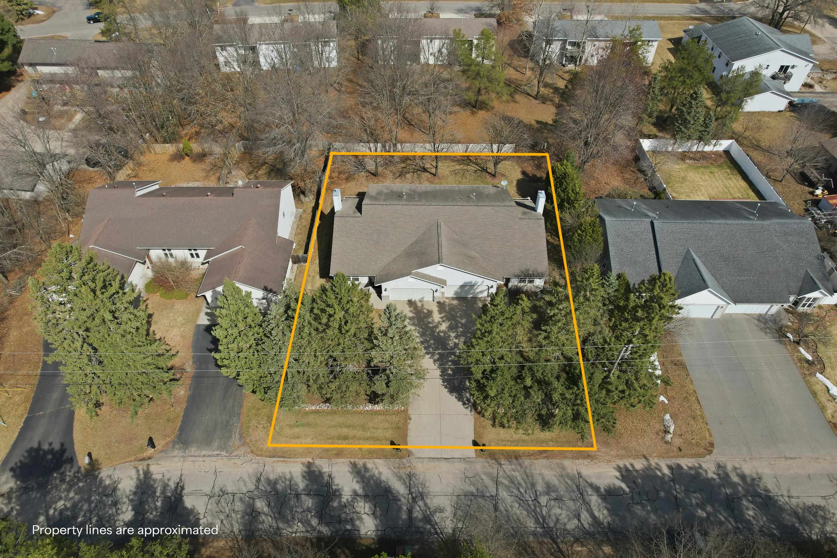 3600-3602 YVONNE DRIVE, Stevens Point, Wisconsin 54481, 3 Bedrooms Bedrooms, ,2 BathroomsBathrooms,Multi-family,For Sale,3600-3602 YVONNE DRIVE,22601378