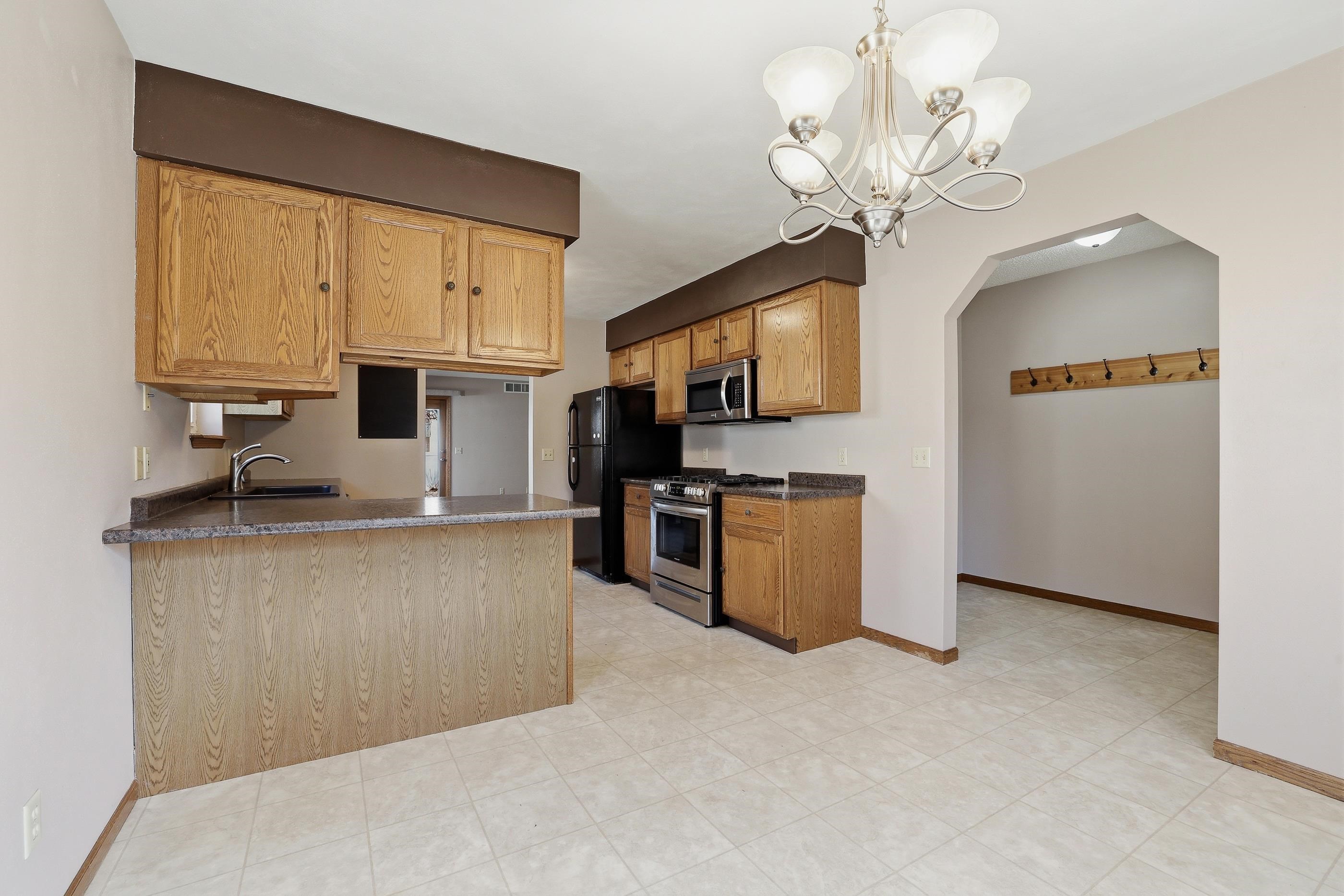 3600-3602 YVONNE DRIVE, Stevens Point, Wisconsin 54481, 3 Bedrooms Bedrooms, ,2 BathroomsBathrooms,Multi-family,For Sale,3600-3602 YVONNE DRIVE,22601378