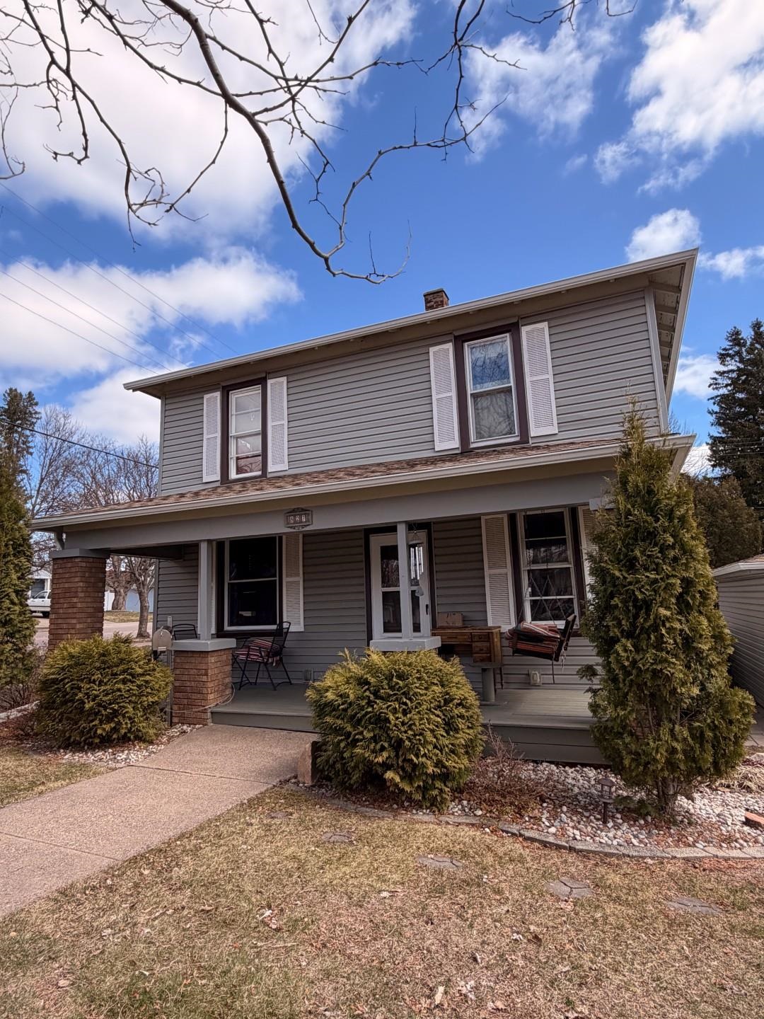 827 N 2ND AVENUE, Wausau, Wisconsin 54401, 4 Bedrooms Bedrooms, ,1 BathroomBathrooms,Residential,For Sale,827 N 2ND AVENUE,22601379