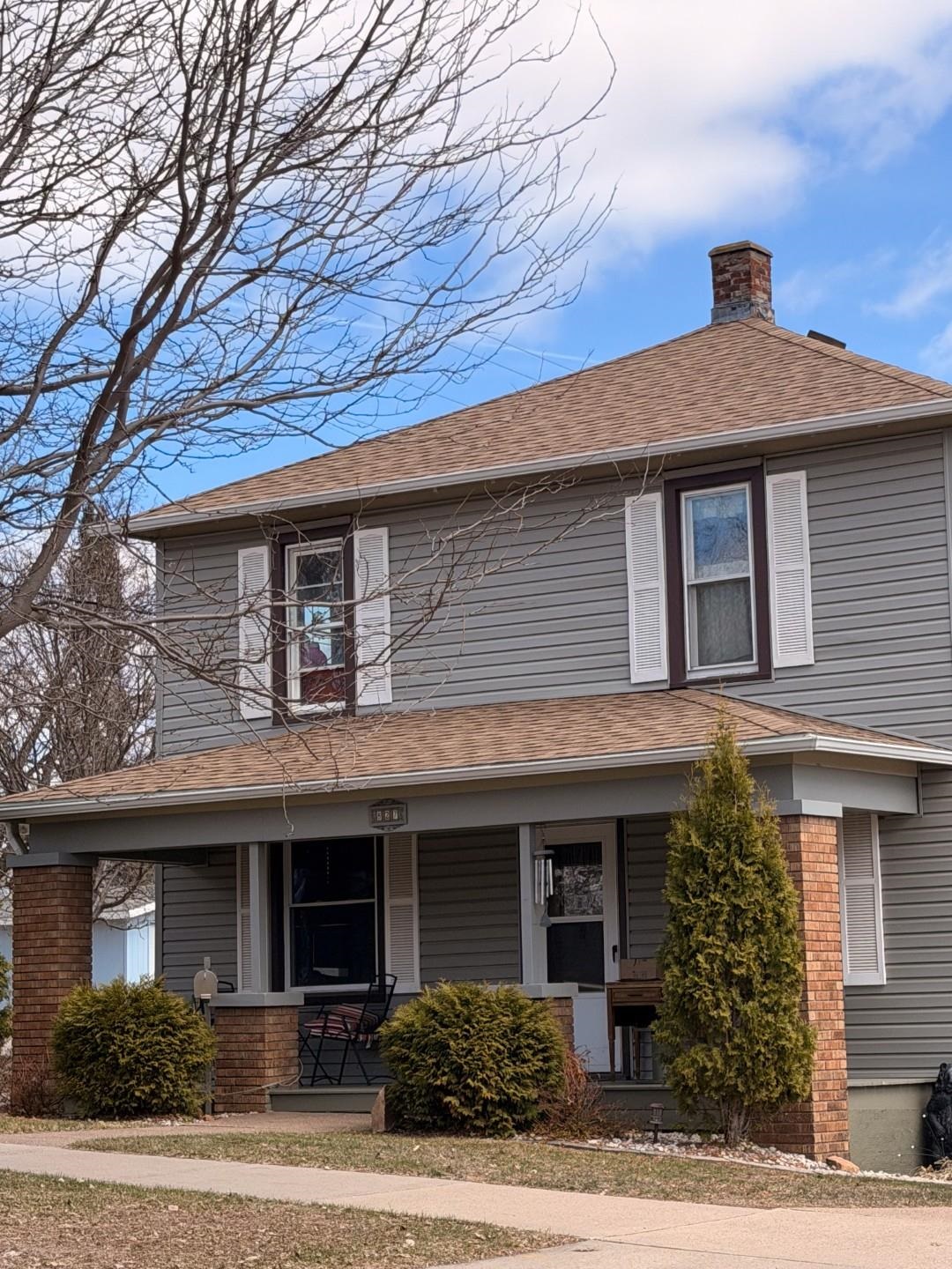 827 N 2ND AVENUE, Wausau, Wisconsin 54401, 4 Bedrooms Bedrooms, ,1 BathroomBathrooms,Residential,For Sale,827 N 2ND AVENUE,22601379