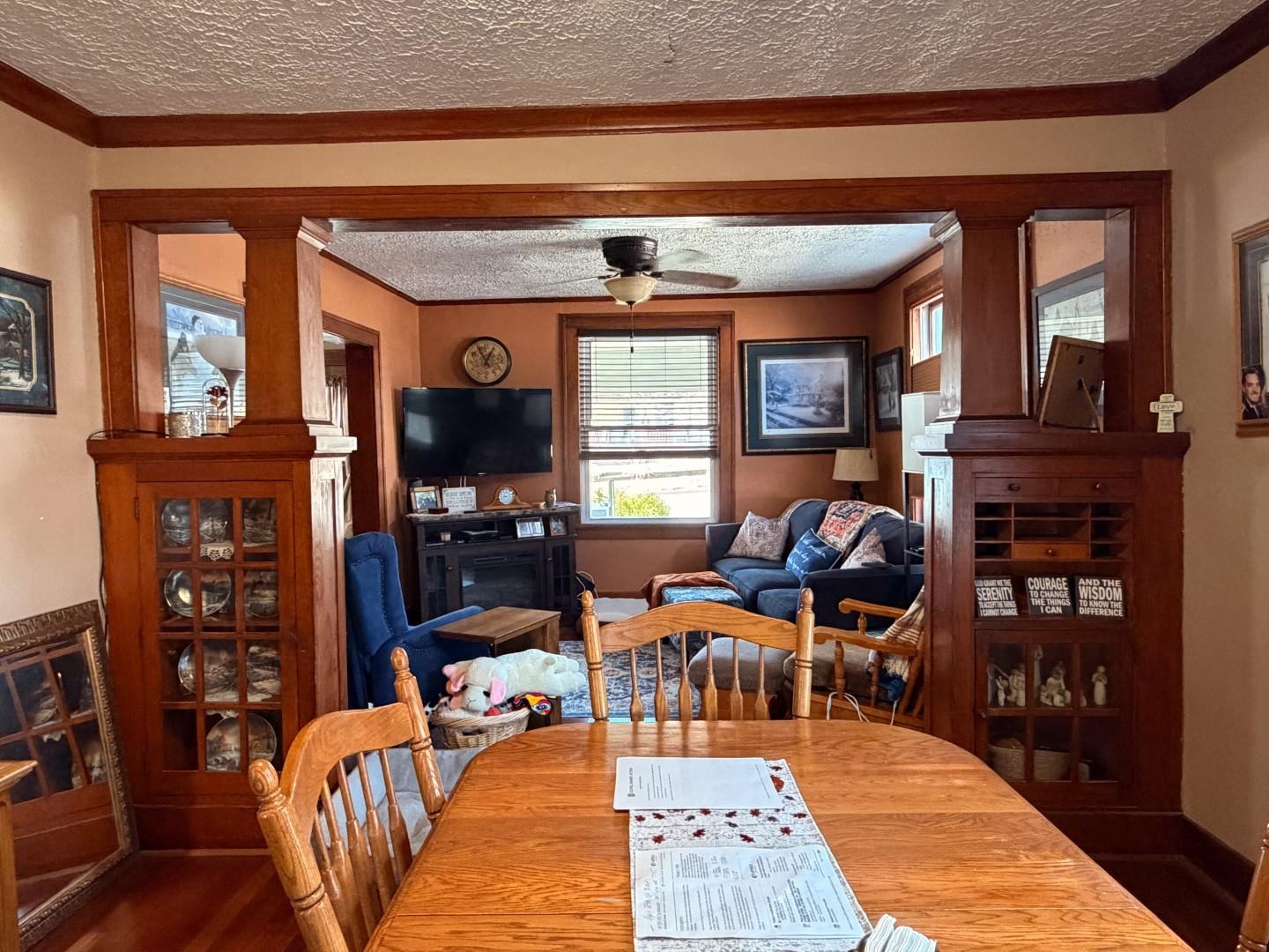 827 N 2ND AVENUE, Wausau, Wisconsin 54401, 4 Bedrooms Bedrooms, ,1 BathroomBathrooms,Residential,For Sale,827 N 2ND AVENUE,22601379