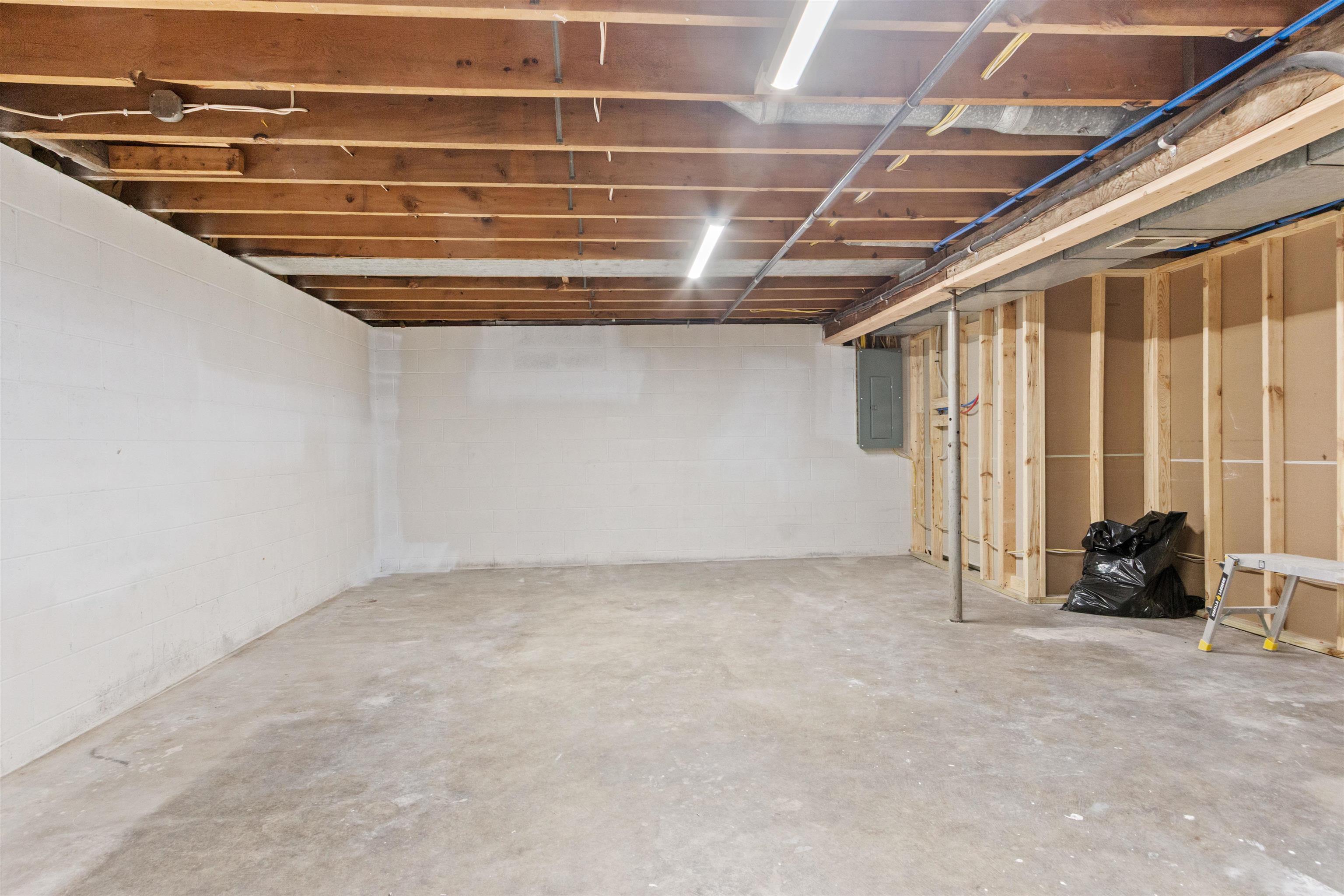 1703 W PORTER STREET, Wausau, Wisconsin 54401, 4 Bedrooms Bedrooms, ,2 BathroomsBathrooms,Residential,For Sale,1703 W PORTER STREET,22601381