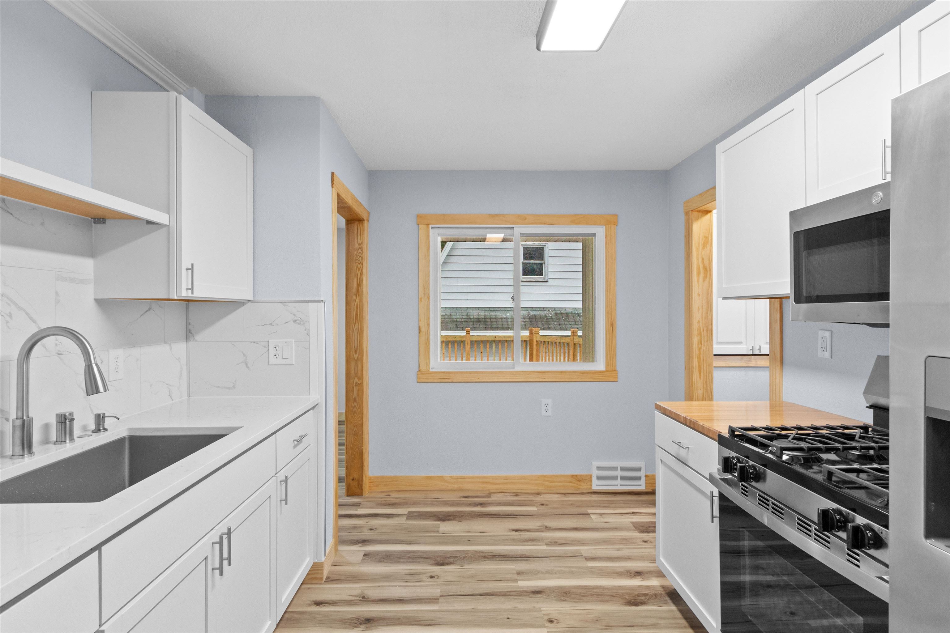 1703 W PORTER STREET, Wausau, Wisconsin 54401, 4 Bedrooms Bedrooms, ,2 BathroomsBathrooms,Residential,For Sale,1703 W PORTER STREET,22601381