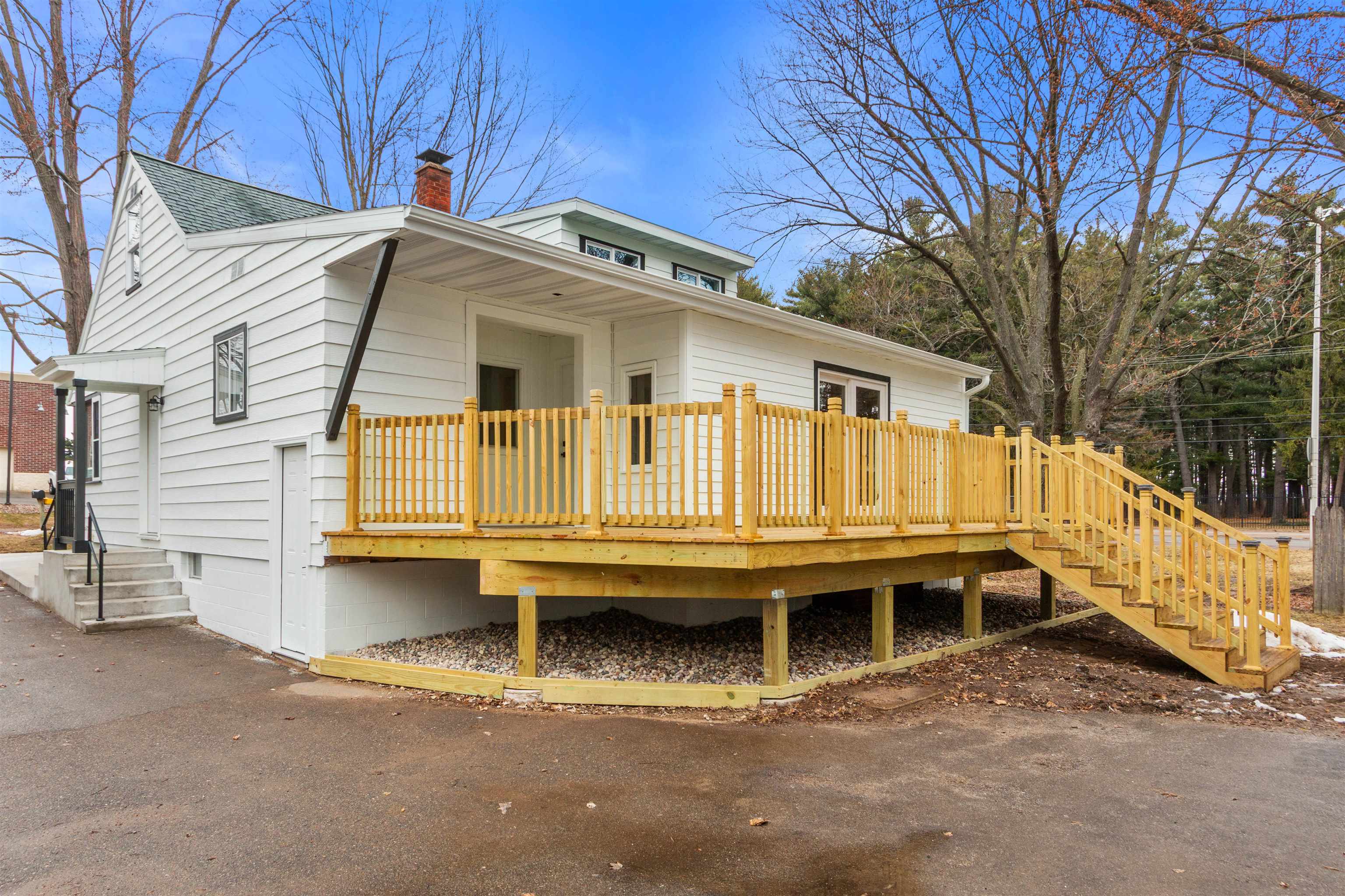 1703 W PORTER STREET, Wausau, Wisconsin 54401, 4 Bedrooms Bedrooms, ,2 BathroomsBathrooms,Residential,For Sale,1703 W PORTER STREET,22601381