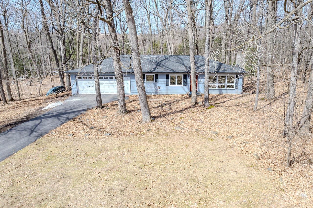 2268 CIRCLE DRIVE, Wausau, Wisconsin 54401, 3 Bedrooms Bedrooms, ,1 BathroomBathrooms,Residential,For Sale,2268 CIRCLE DRIVE,22601387