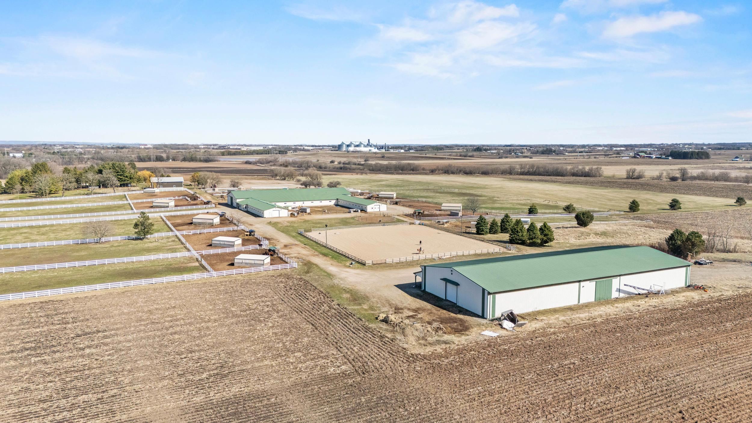 4909 COUNTY ROAD K, Oshkosh, Wisconsin 54904, 3 Bedrooms Bedrooms, ,2 BathroomsBathrooms,Residential,For Sale,4909 COUNTY ROAD K,22601391