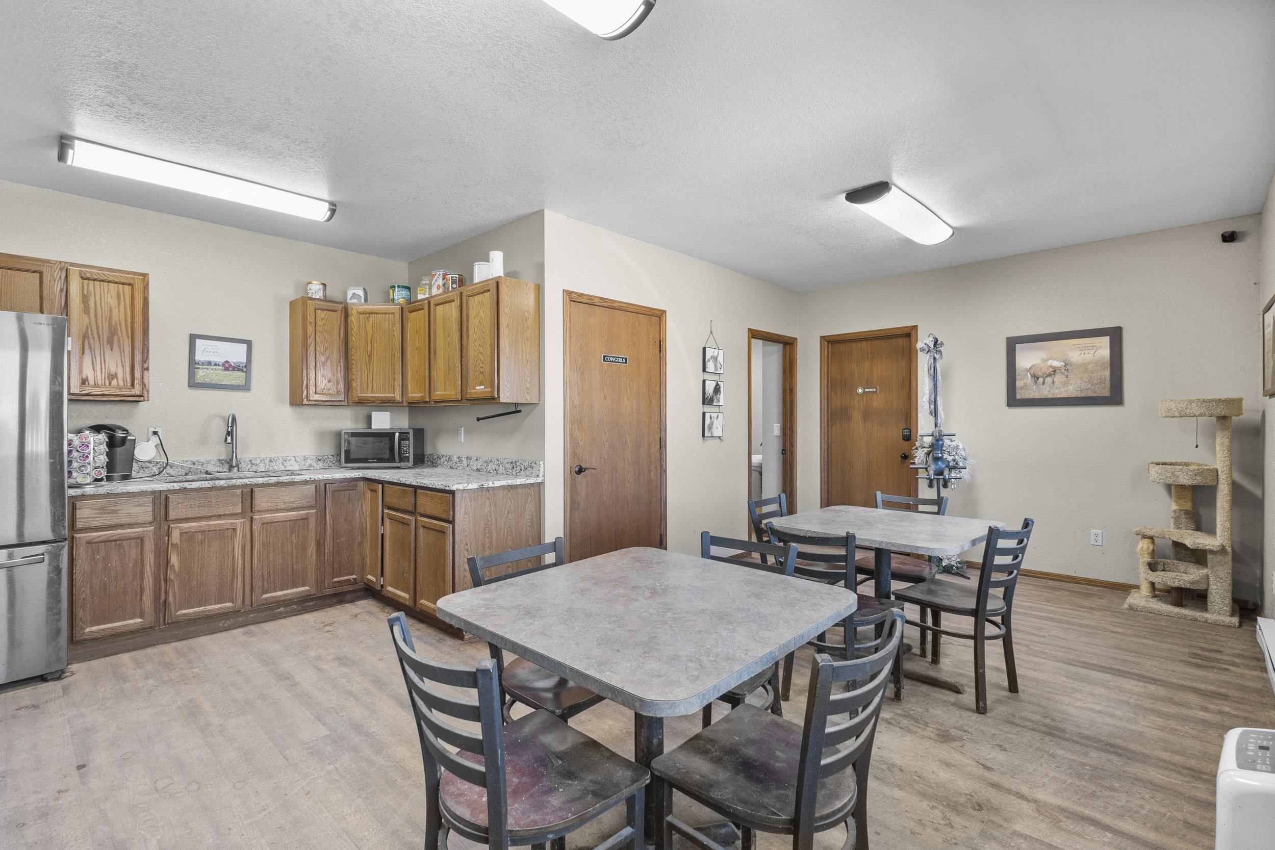 4909 COUNTY ROAD K, Oshkosh, Wisconsin 54904, 3 Bedrooms Bedrooms, ,2 BathroomsBathrooms,Residential,For Sale,4909 COUNTY ROAD K,22601391