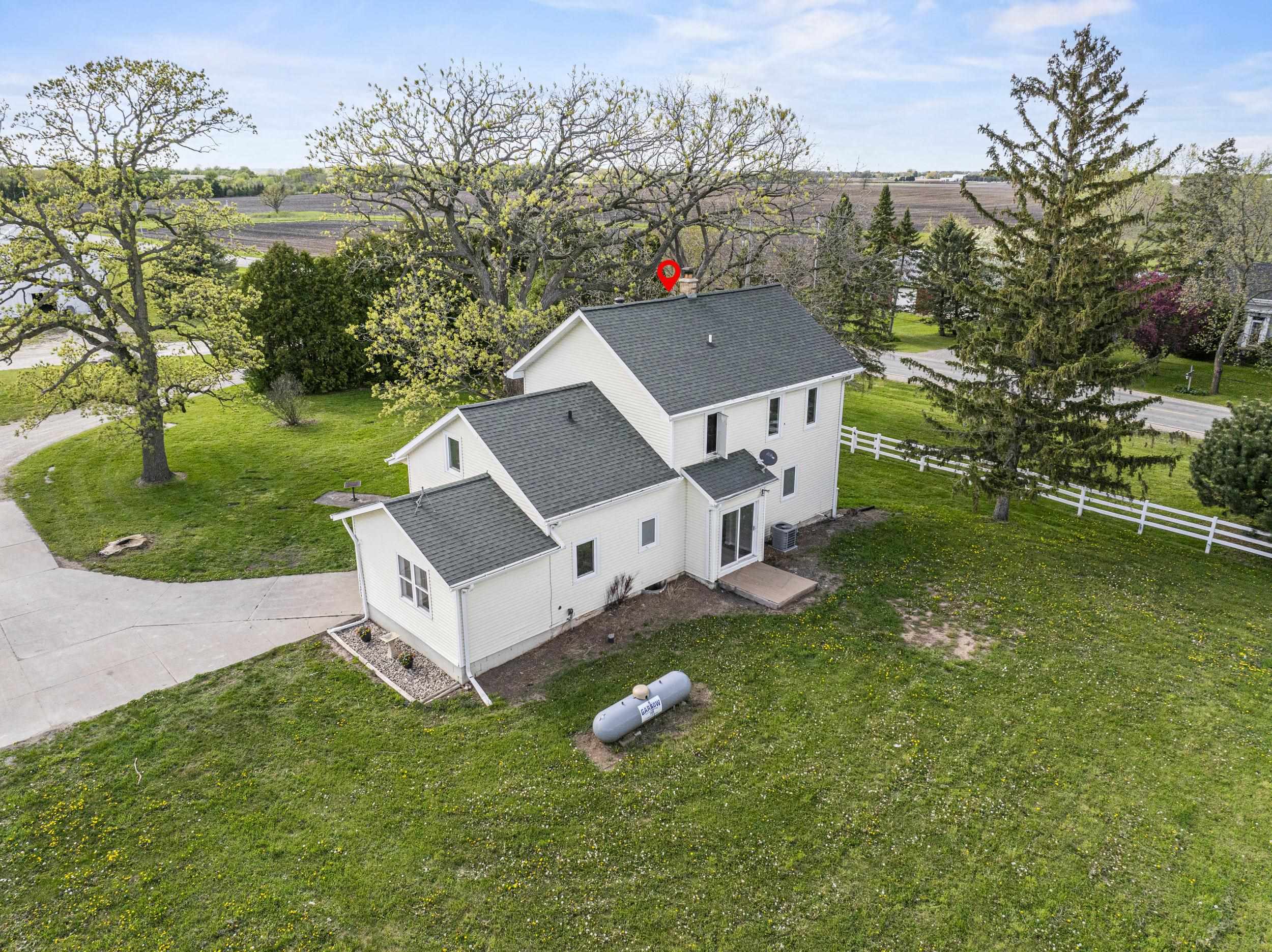 4909 COUNTY ROAD K, Oshkosh, Wisconsin 54904, 3 Bedrooms Bedrooms, ,2 BathroomsBathrooms,Residential,For Sale,4909 COUNTY ROAD K,22601391