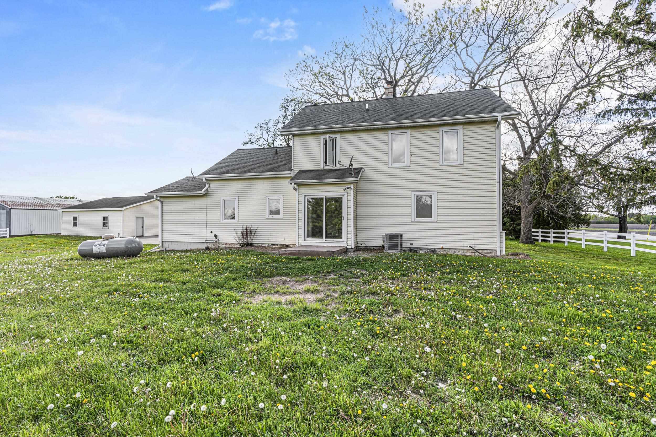 4909 COUNTY ROAD K, Oshkosh, Wisconsin 54904, 3 Bedrooms Bedrooms, ,2 BathroomsBathrooms,Residential,For Sale,4909 COUNTY ROAD K,22601391