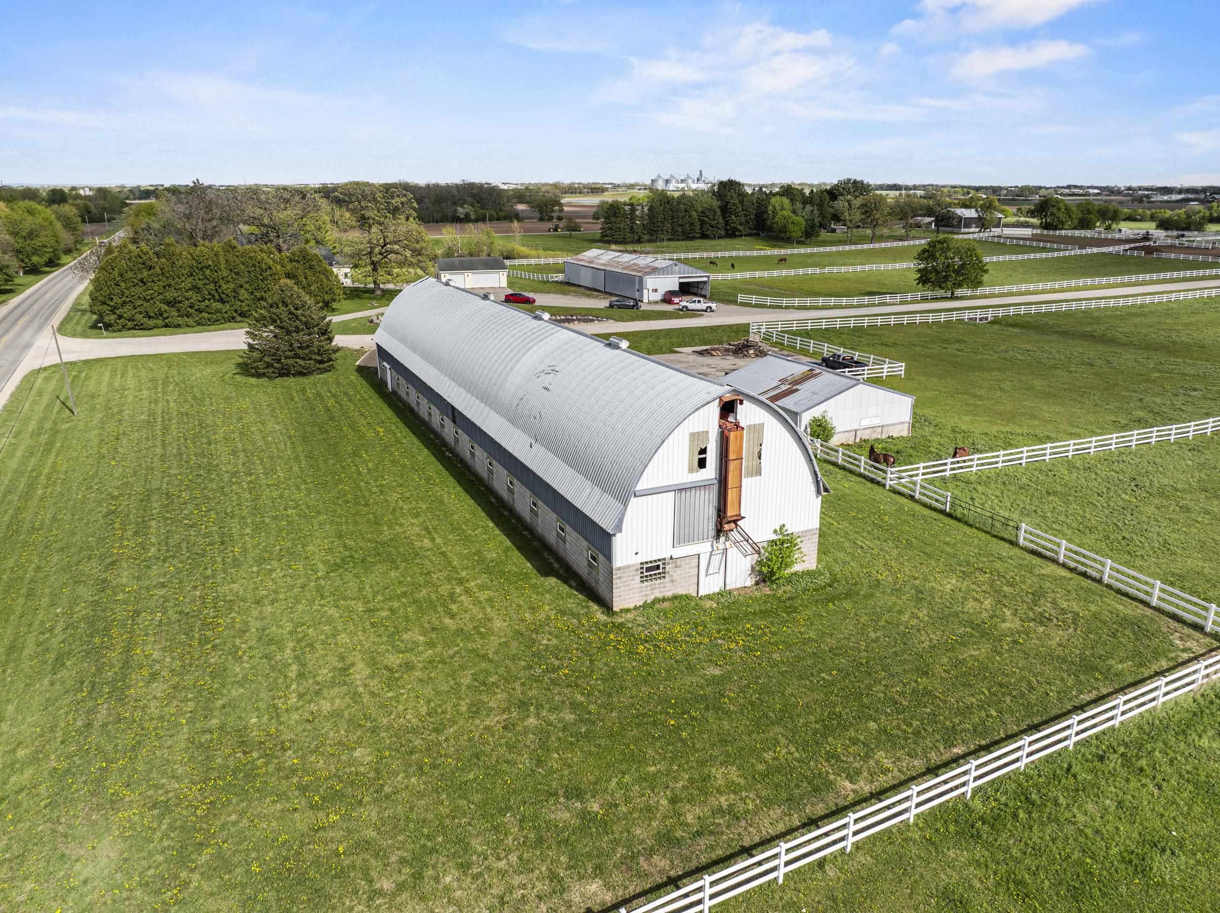 4909 COUNTY ROAD K, Oshkosh, Wisconsin 54904, 3 Bedrooms Bedrooms, ,2 BathroomsBathrooms,Residential,For Sale,4909 COUNTY ROAD K,22601391
