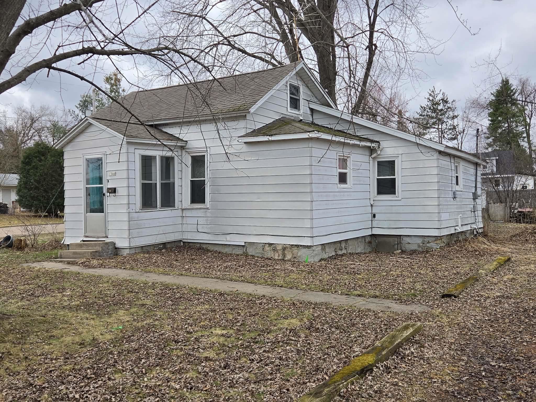 1544 W PEARL STREET, Stevens Point, Wisconsin 54481, 2 Bedrooms Bedrooms, ,1 BathroomBathrooms,Residential,For Sale,1544 W PEARL STREET,22601394