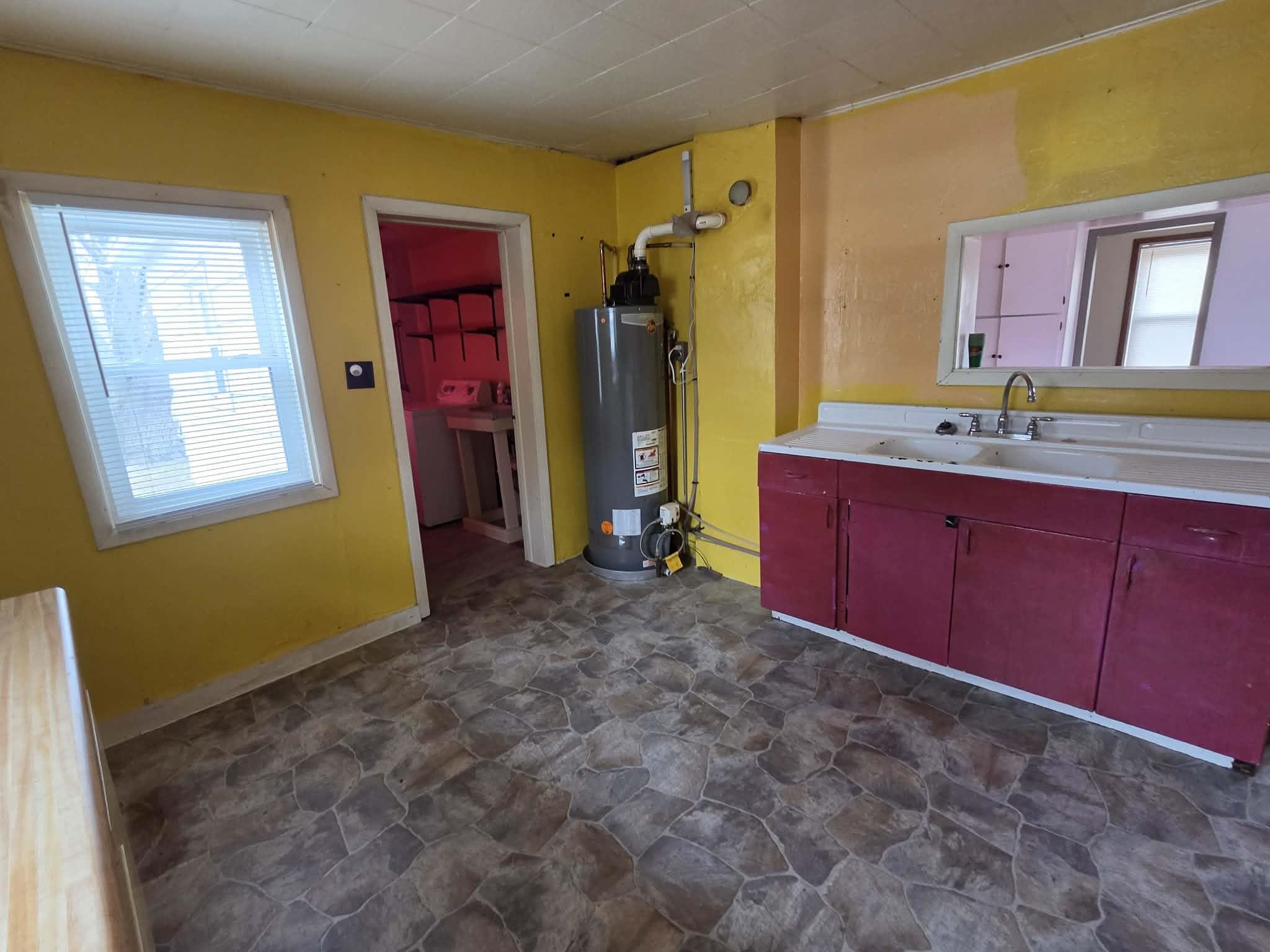 1544 W PEARL STREET, Stevens Point, Wisconsin 54481, 2 Bedrooms Bedrooms, ,1 BathroomBathrooms,Residential,For Sale,1544 W PEARL STREET,22601394