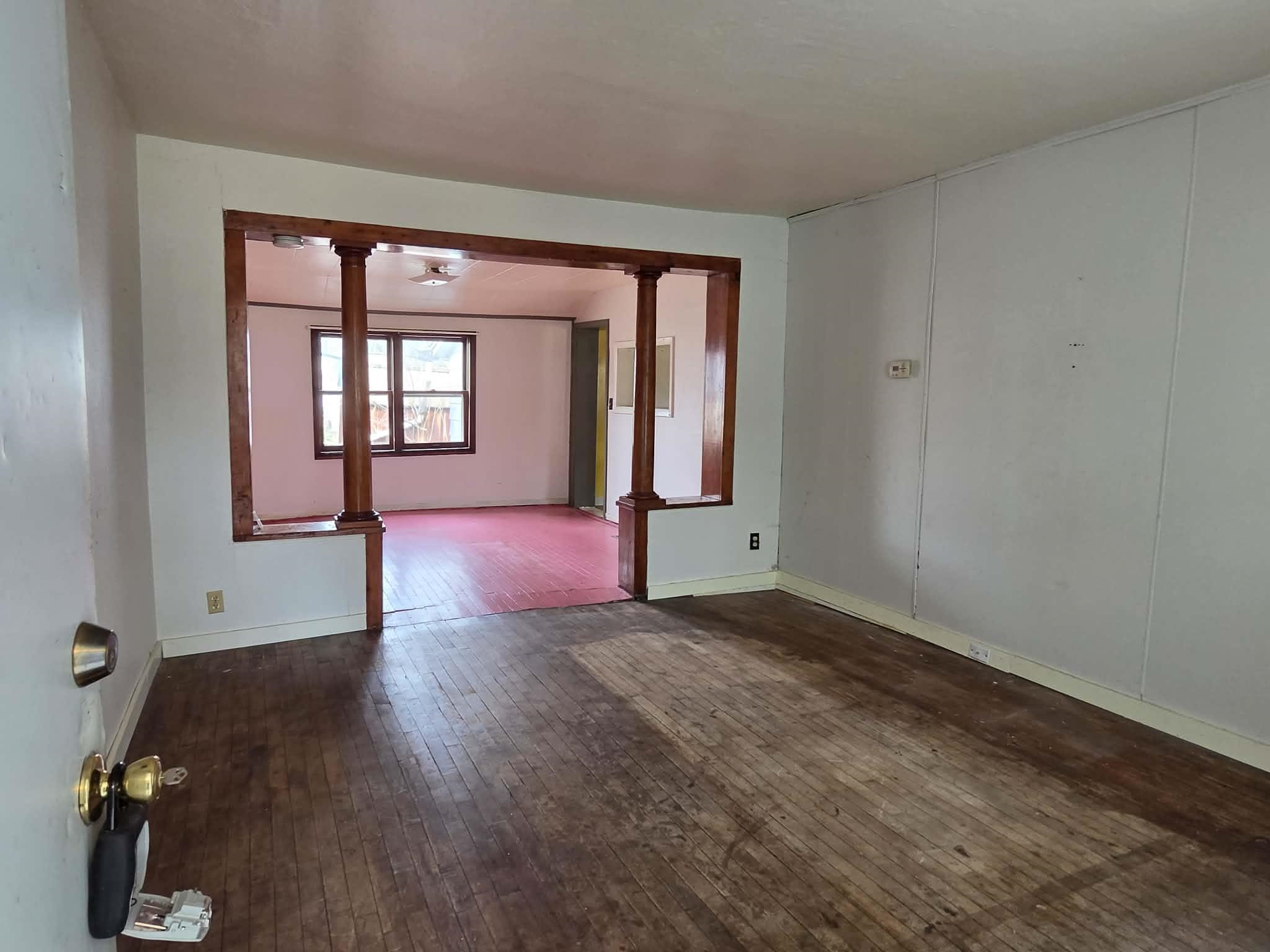 1544 W PEARL STREET, Stevens Point, Wisconsin 54481, 2 Bedrooms Bedrooms, ,1 BathroomBathrooms,Residential,For Sale,1544 W PEARL STREET,22601394