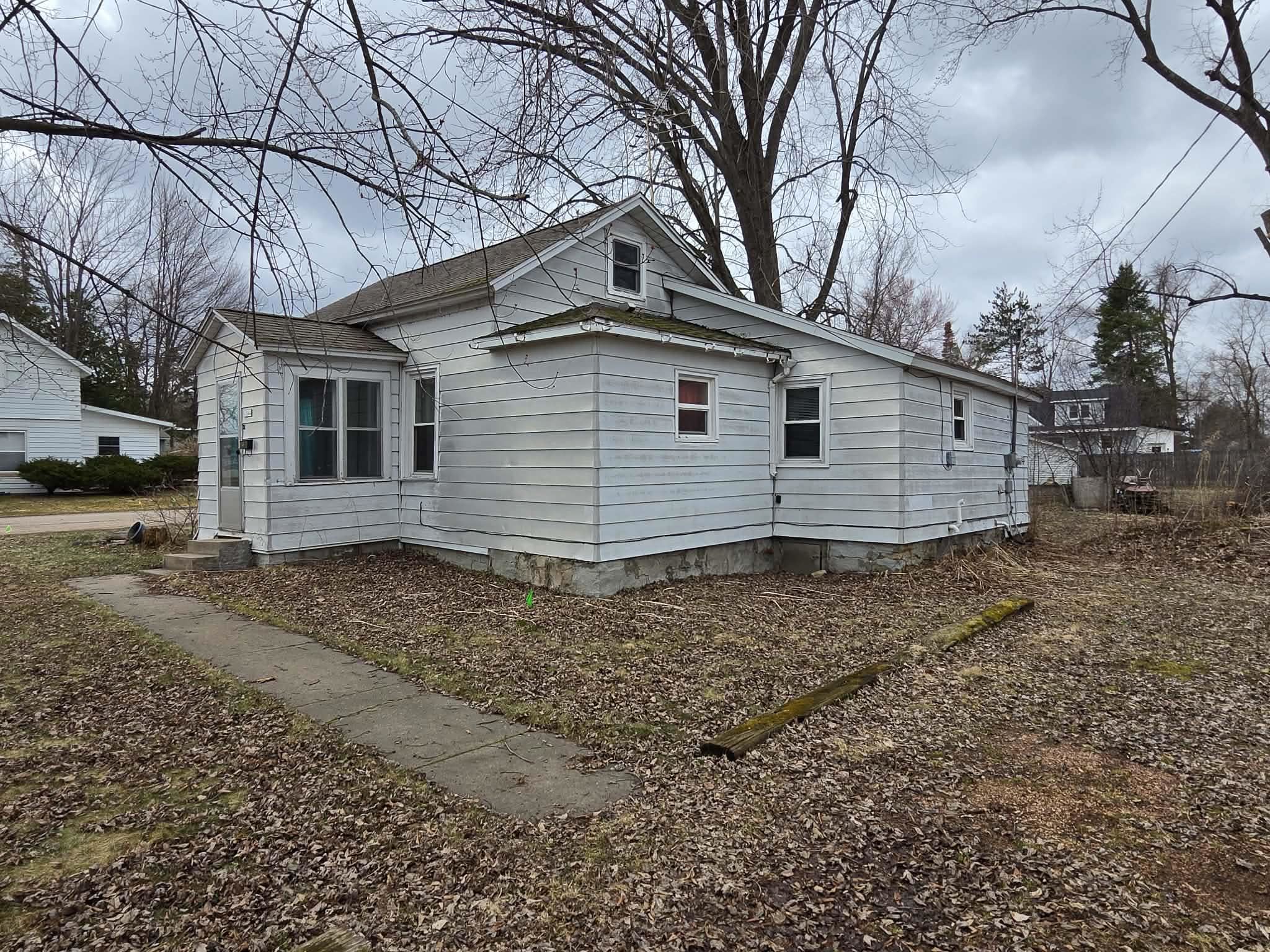 1544 W PEARL STREET, Stevens Point, Wisconsin 54481, 2 Bedrooms Bedrooms, ,1 BathroomBathrooms,Residential,For Sale,1544 W PEARL STREET,22601394