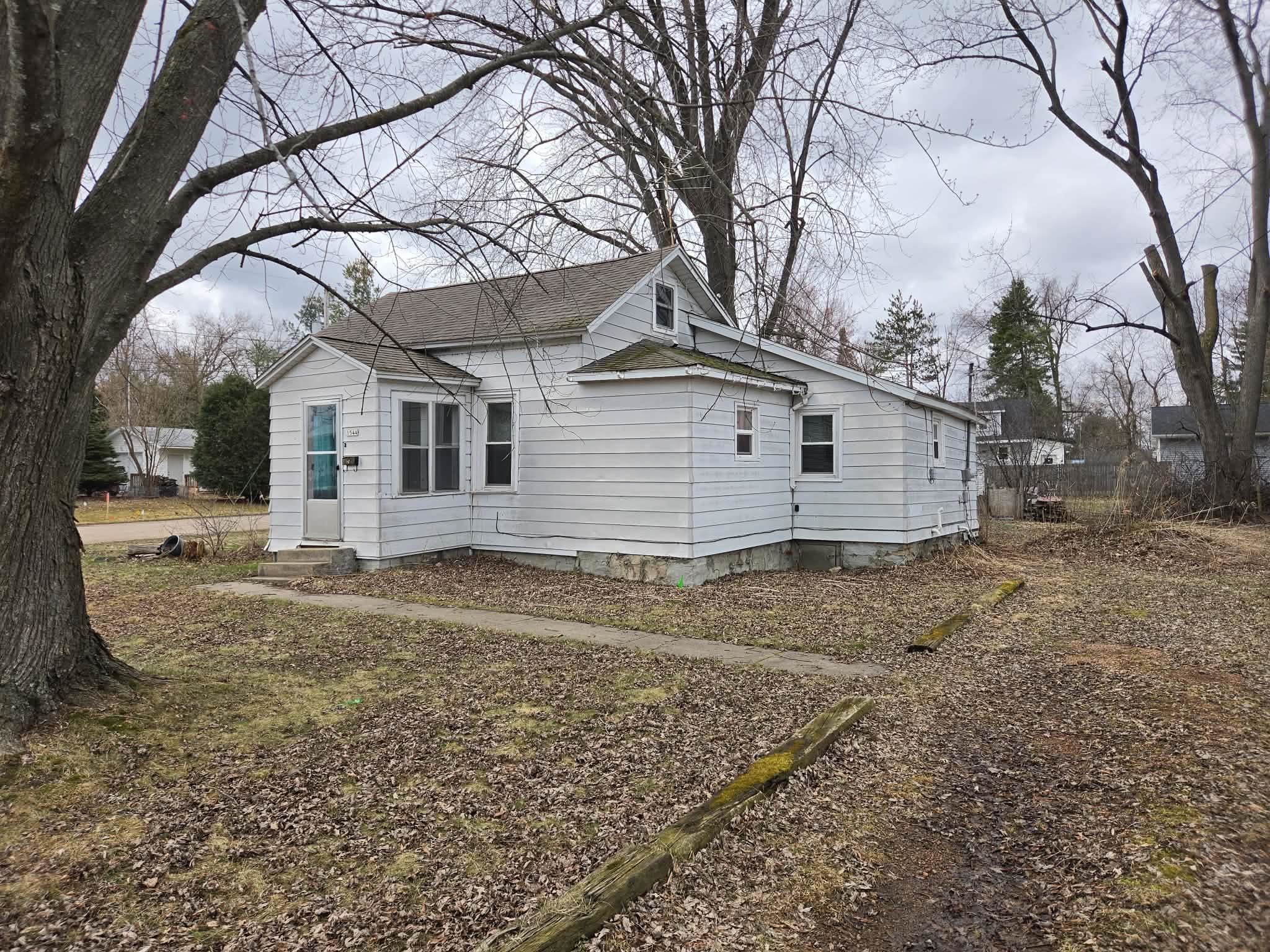 1544 W PEARL STREET, Stevens Point, Wisconsin 54481, 2 Bedrooms Bedrooms, ,1 BathroomBathrooms,Residential,For Sale,1544 W PEARL STREET,22601394