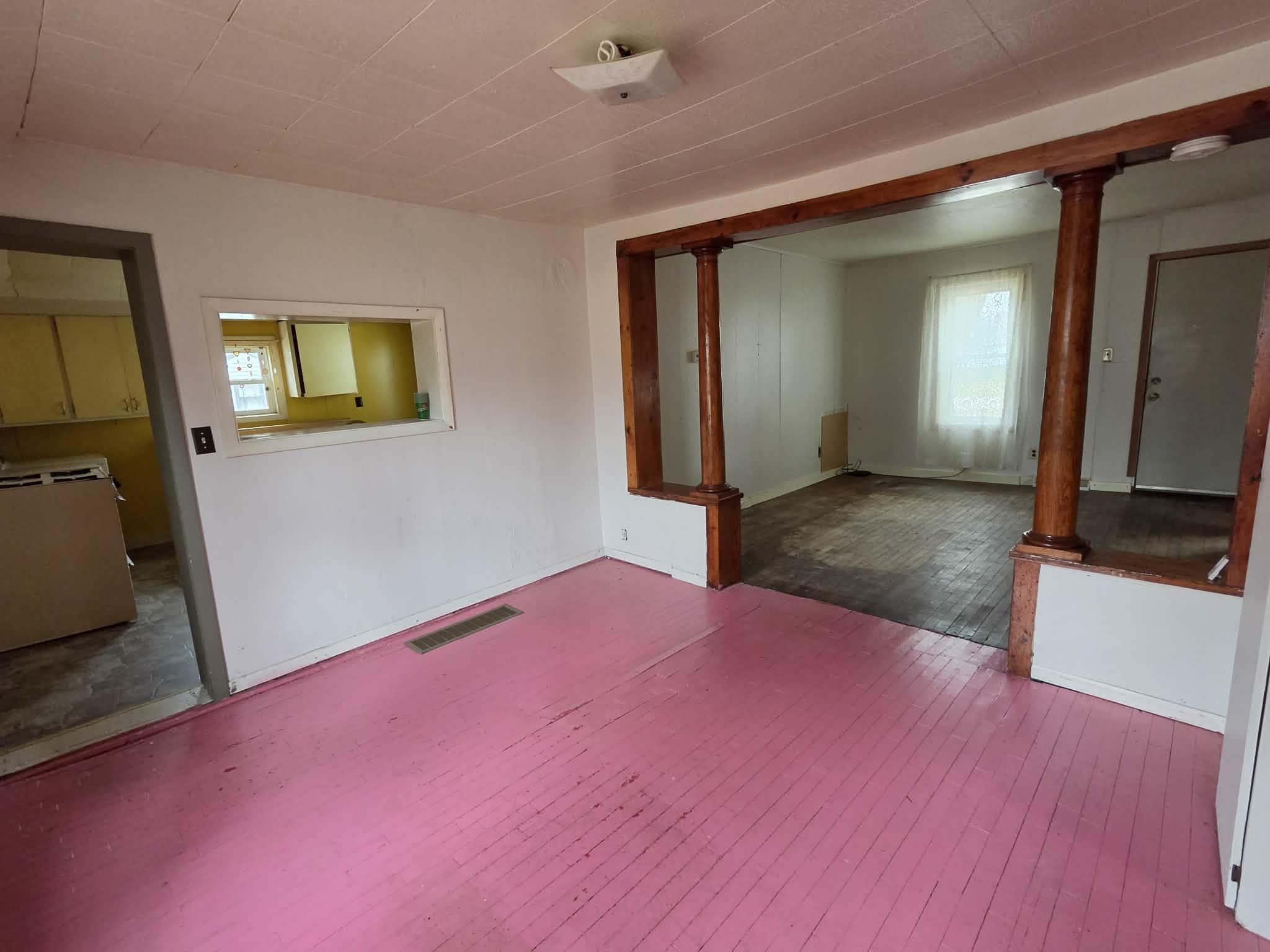 1544 W PEARL STREET, Stevens Point, Wisconsin 54481, 2 Bedrooms Bedrooms, ,1 BathroomBathrooms,Residential,For Sale,1544 W PEARL STREET,22601394