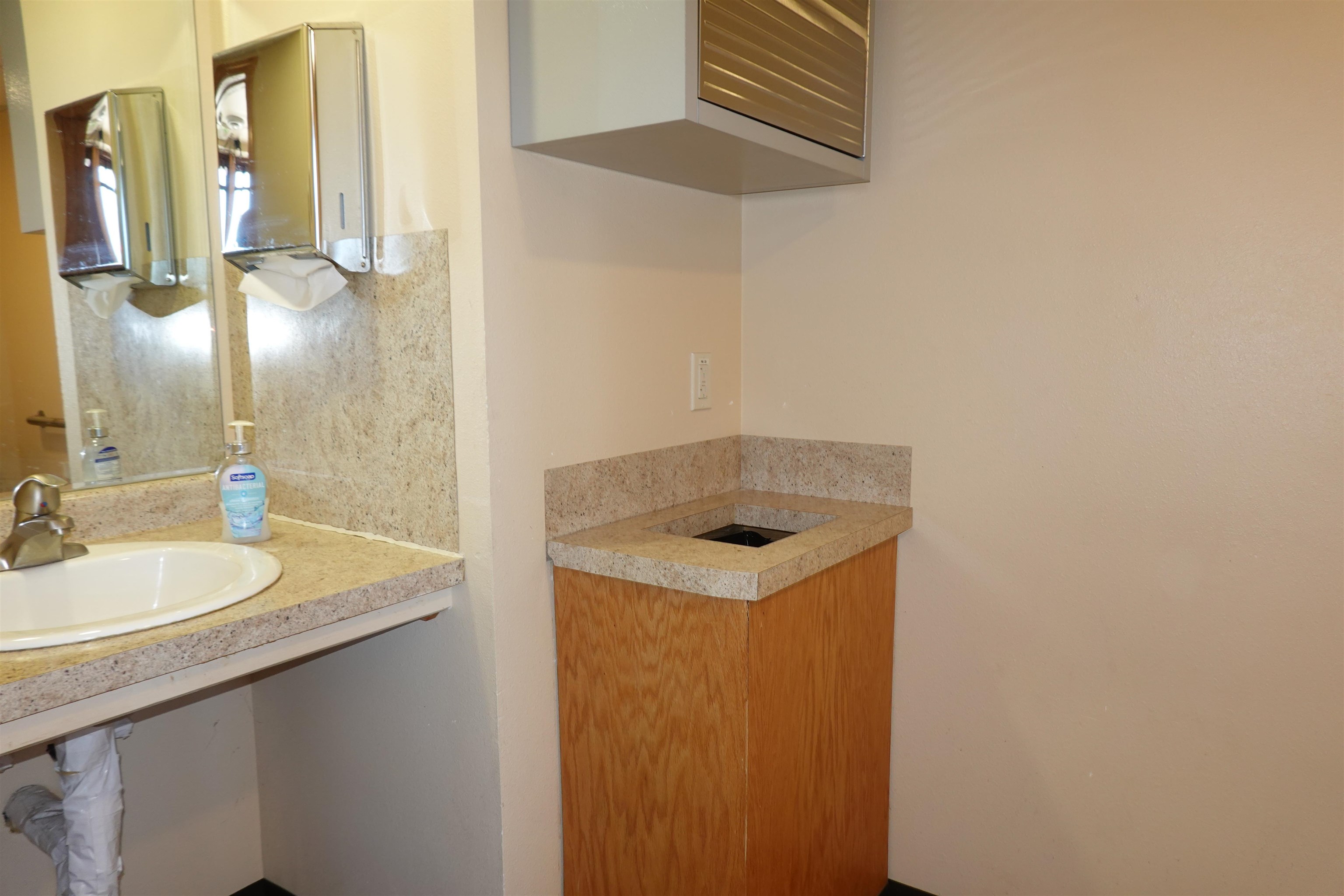 1232 PARK STREET, Stevens Point, Wisconsin 54481, ,Commercial/industrial,For Sale,1232 PARK STREET,22601395