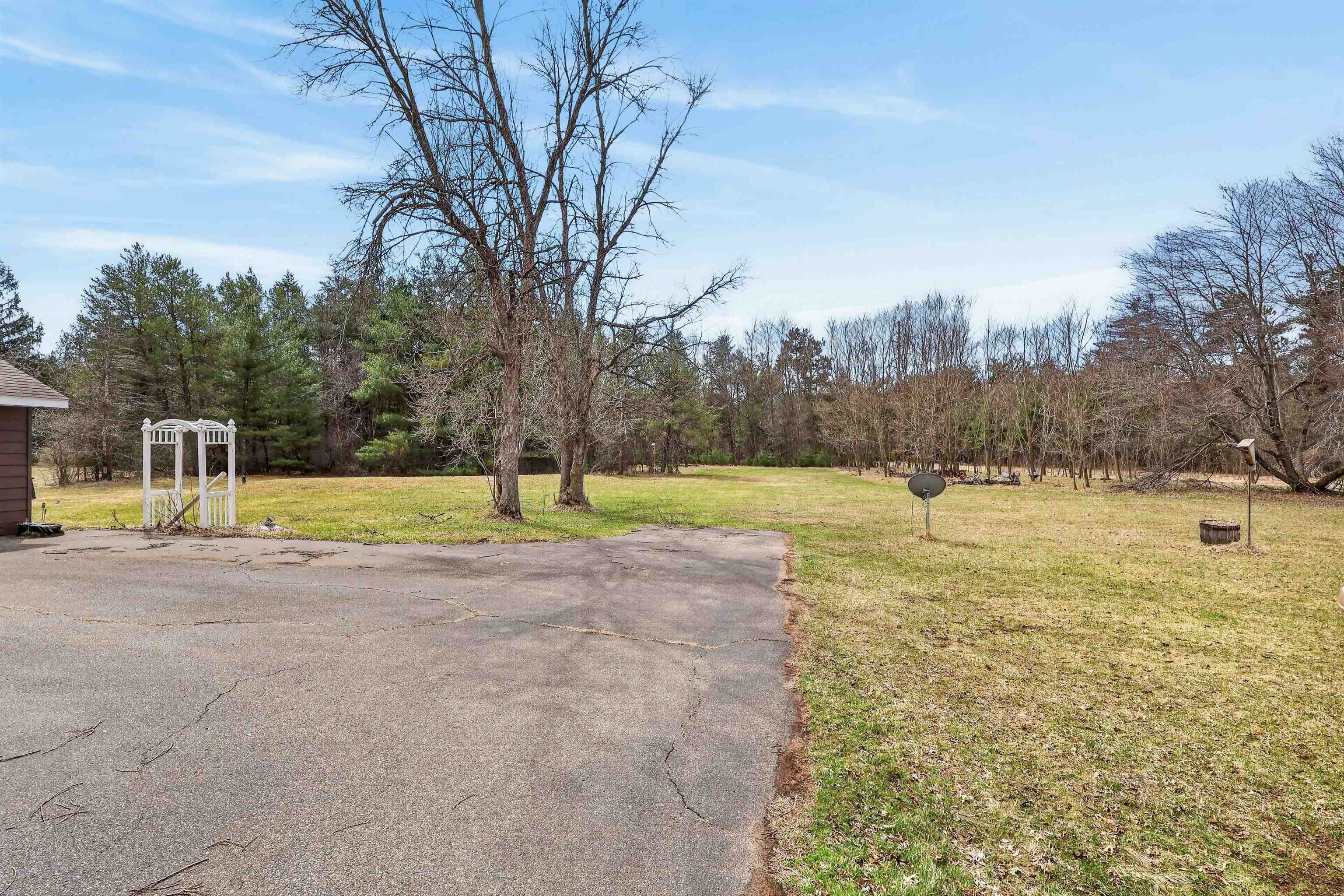 3720 LAKE AVENUE, Wisconsin Rapids, Wisconsin 54494, 4 Bedrooms Bedrooms, ,1 BathroomBathrooms,Residential,For Sale,3720 LAKE AVENUE,22601398