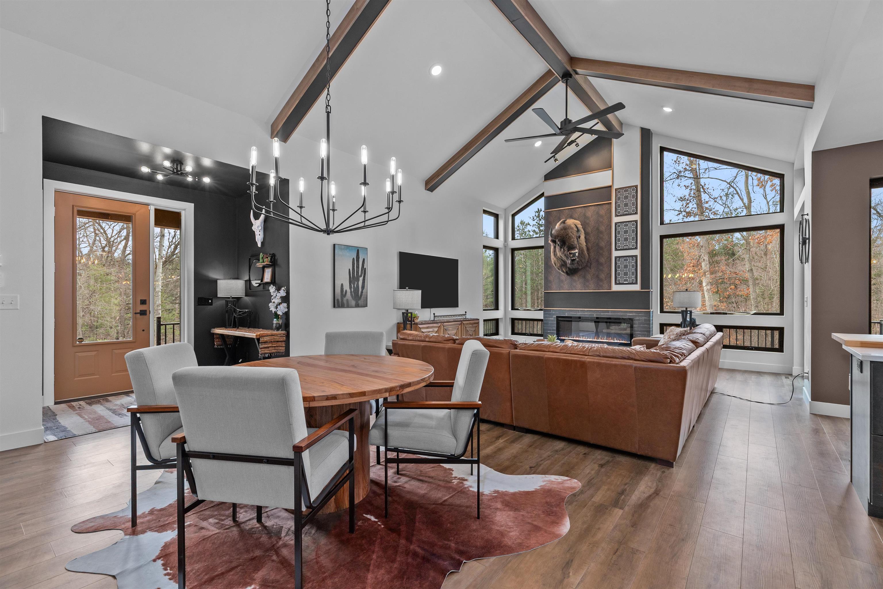 10143 YELLOW BRICK ROAD, Amherst, Wisconsin 54406, 3 Bedrooms Bedrooms, ,2 BathroomsBathrooms,Residential,For Sale,10143 YELLOW BRICK ROAD,22601402