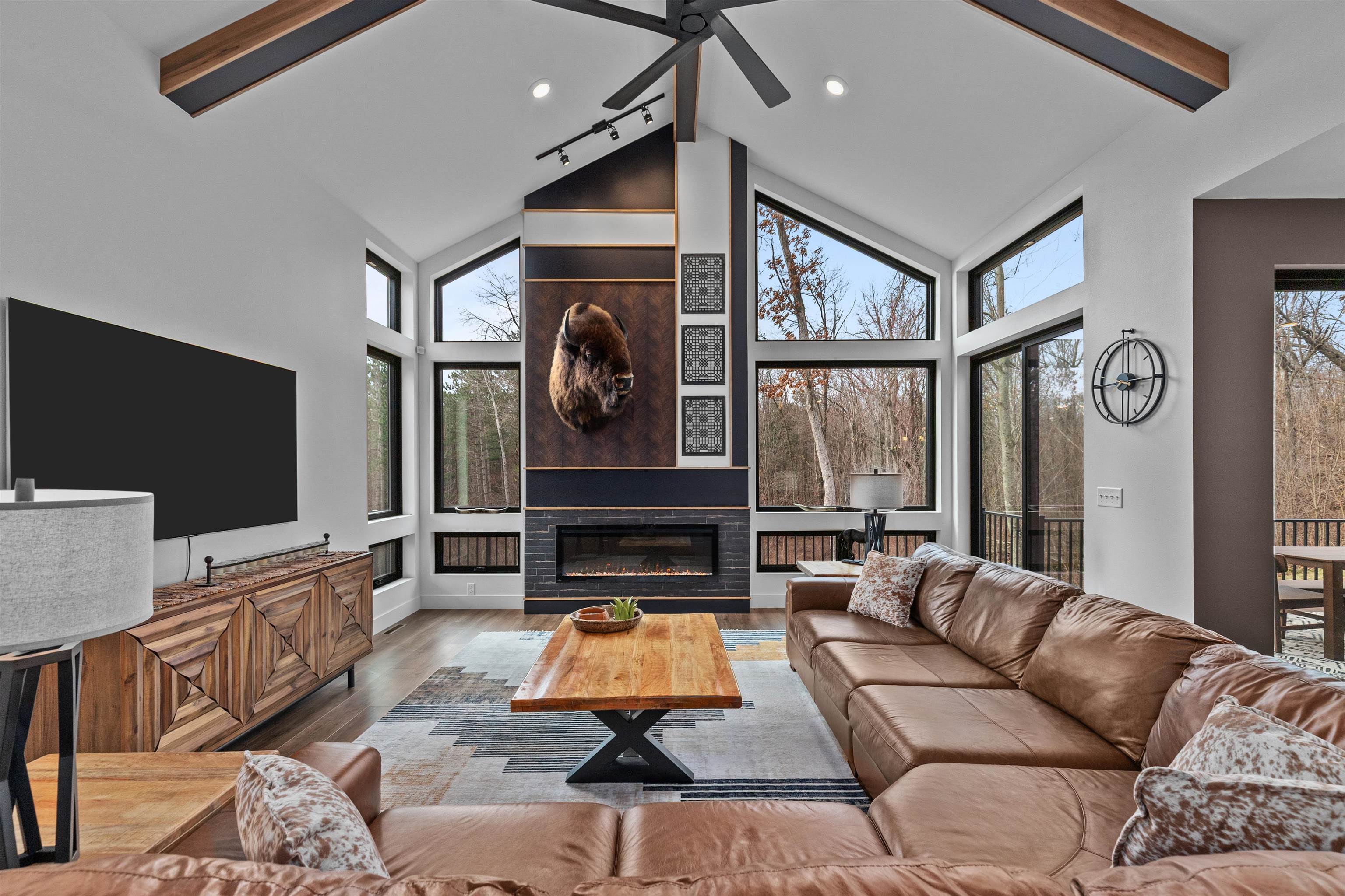 10143 YELLOW BRICK ROAD, Amherst, Wisconsin 54406, 3 Bedrooms Bedrooms, ,2 BathroomsBathrooms,Residential,For Sale,10143 YELLOW BRICK ROAD,22601402