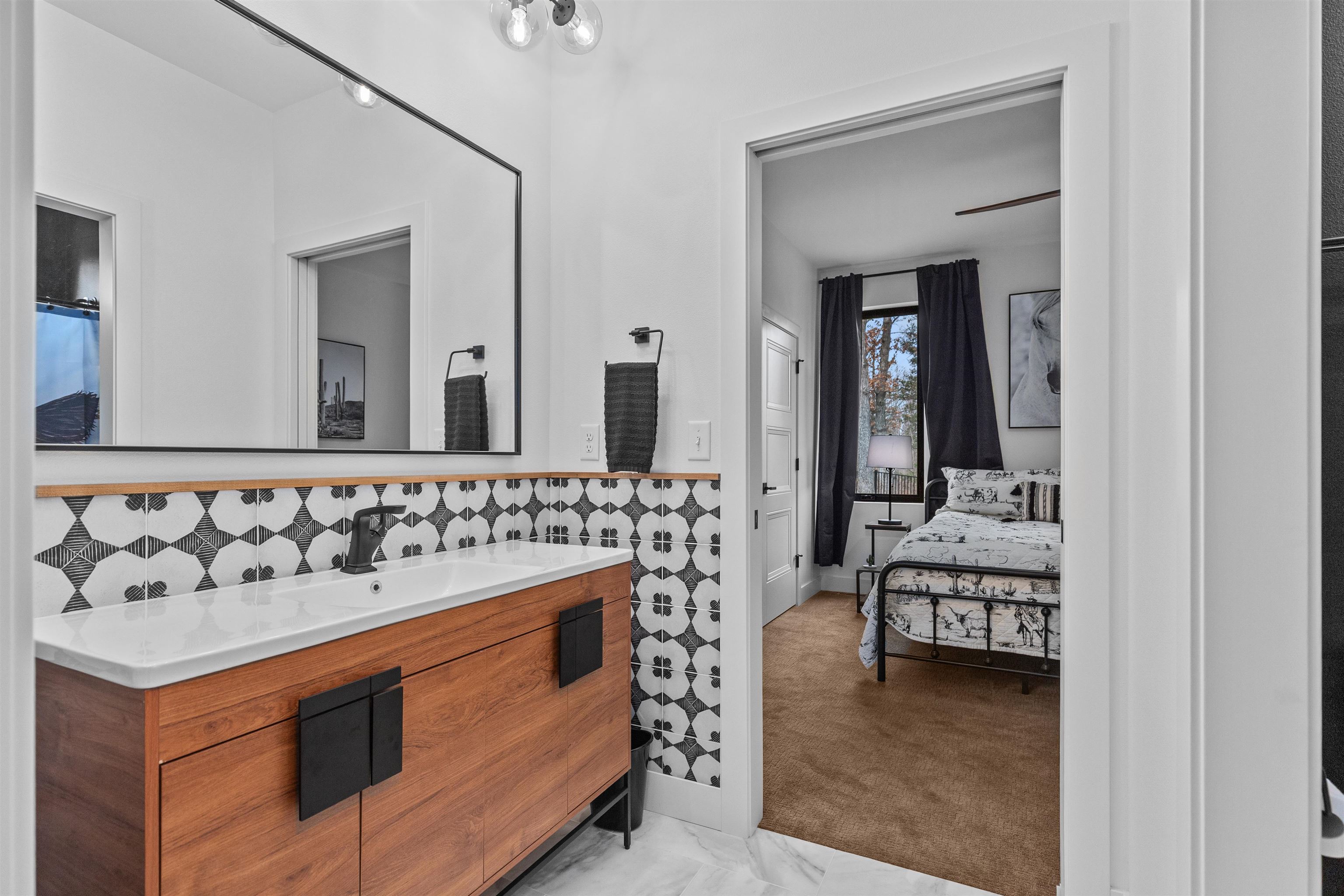 10143 YELLOW BRICK ROAD, Amherst, Wisconsin 54406, 3 Bedrooms Bedrooms, ,2 BathroomsBathrooms,Residential,For Sale,10143 YELLOW BRICK ROAD,22601402