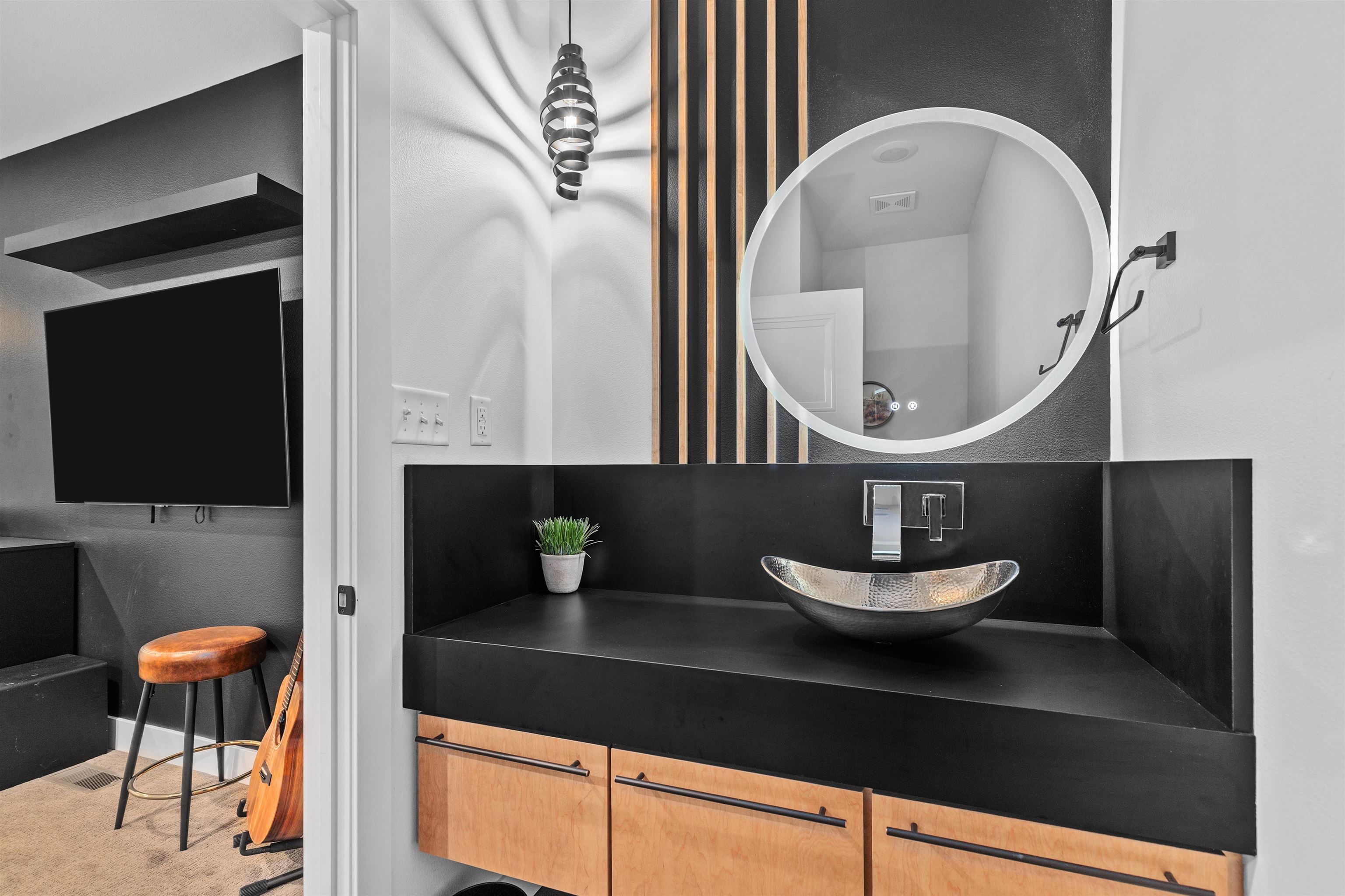 10143 YELLOW BRICK ROAD, Amherst, Wisconsin 54406, 3 Bedrooms Bedrooms, ,2 BathroomsBathrooms,Residential,For Sale,10143 YELLOW BRICK ROAD,22601402