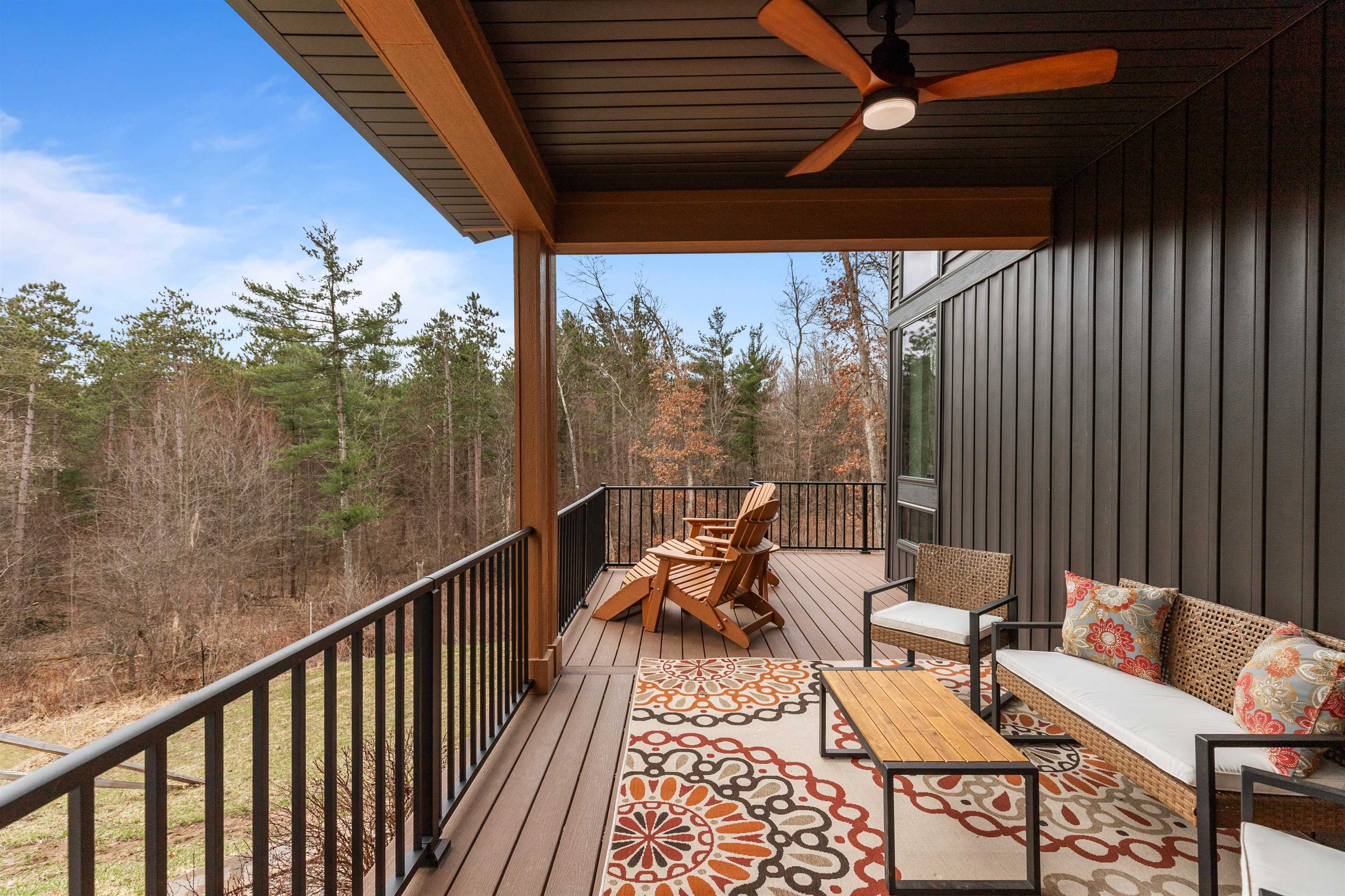 10143 YELLOW BRICK ROAD, Amherst, Wisconsin 54406, 3 Bedrooms Bedrooms, ,2 BathroomsBathrooms,Residential,For Sale,10143 YELLOW BRICK ROAD,22601402