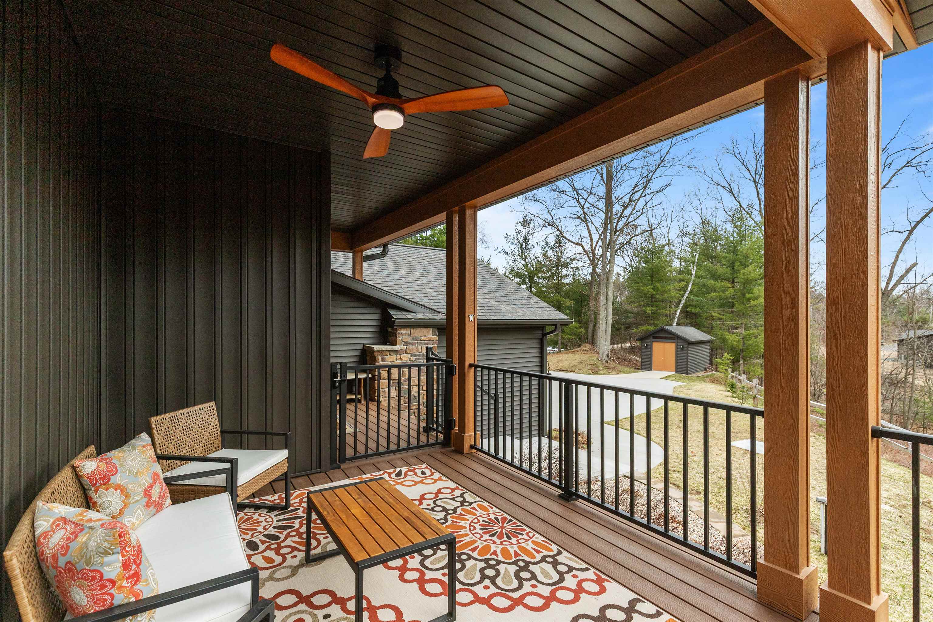 10143 YELLOW BRICK ROAD, Amherst, Wisconsin 54406, 3 Bedrooms Bedrooms, ,2 BathroomsBathrooms,Residential,For Sale,10143 YELLOW BRICK ROAD,22601402